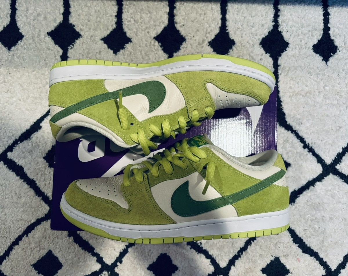 Nike Nike SB Dunk Low ‘Fruit Pack - Green Apple’ Size US 10.5 / EU 43-44 - 1 Thumbnail