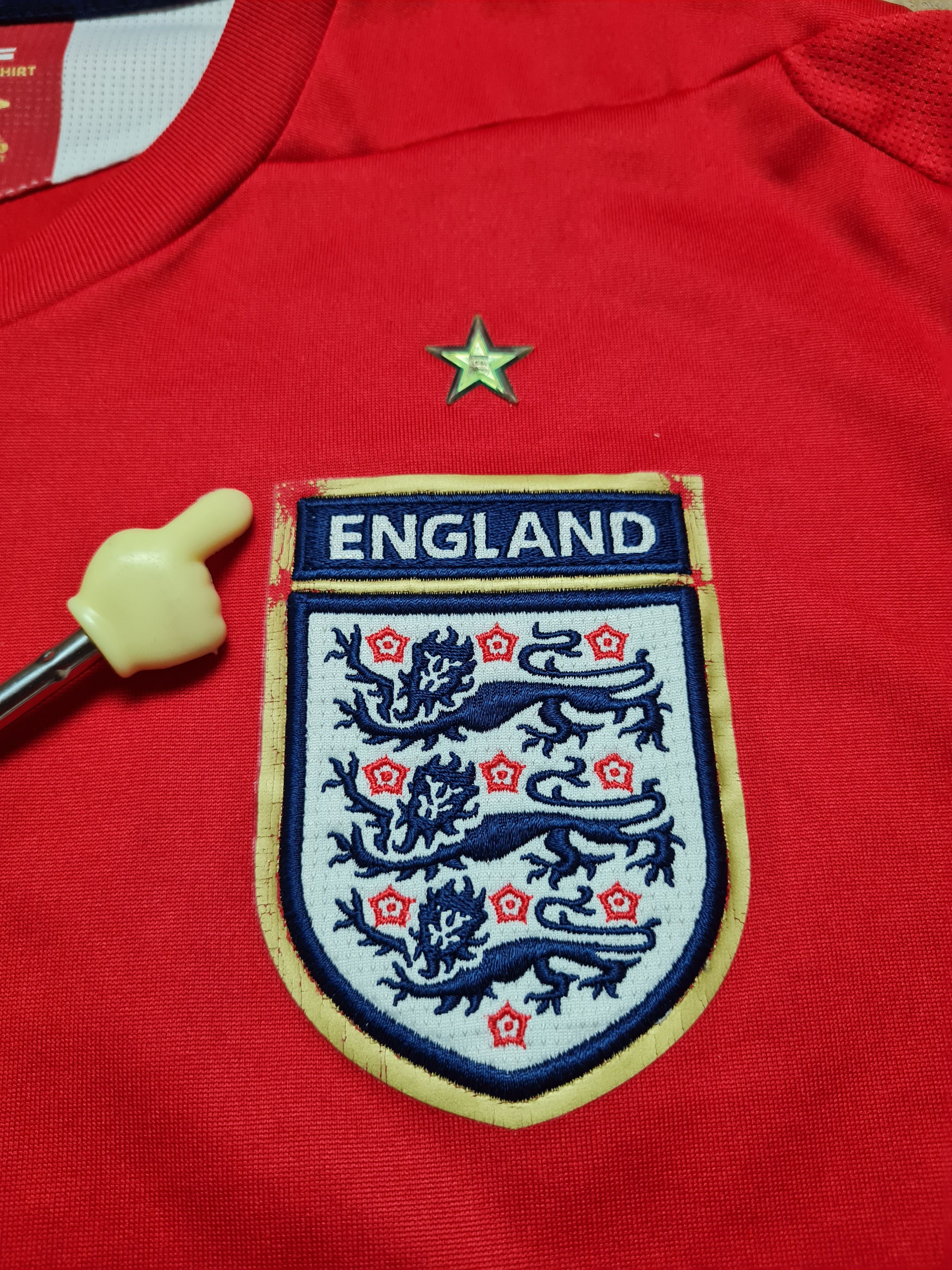 Umbro England Away Football Shirt 2006 - 2008 Umbro Vintage Size US XL / EU 56 / 4 - 15 Thumbnail