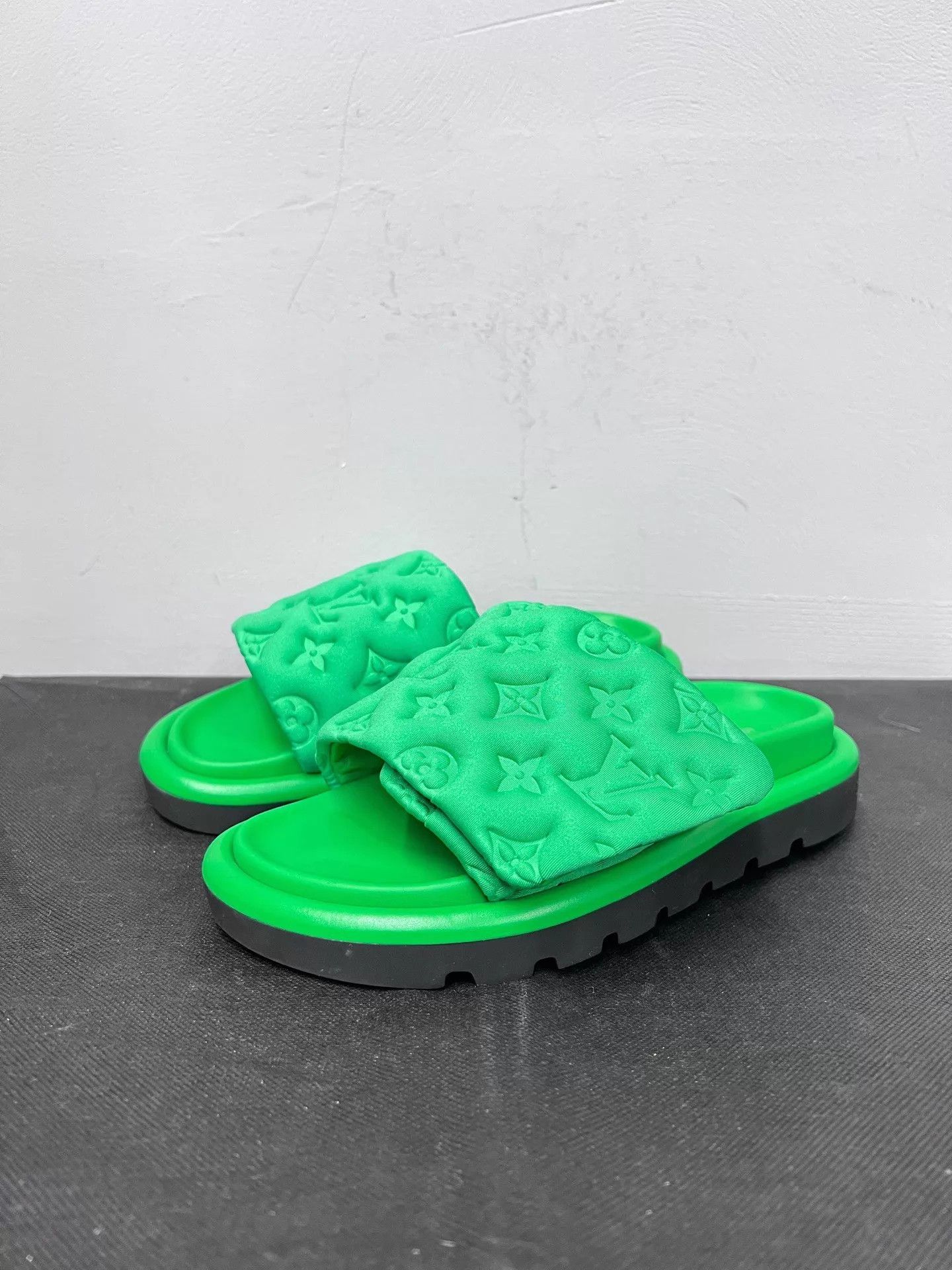 Louis Vuitton LV embossed all-over print Velcro slides 35 new Size US 4.5 / IT 34.5 - 1 Thumbnail