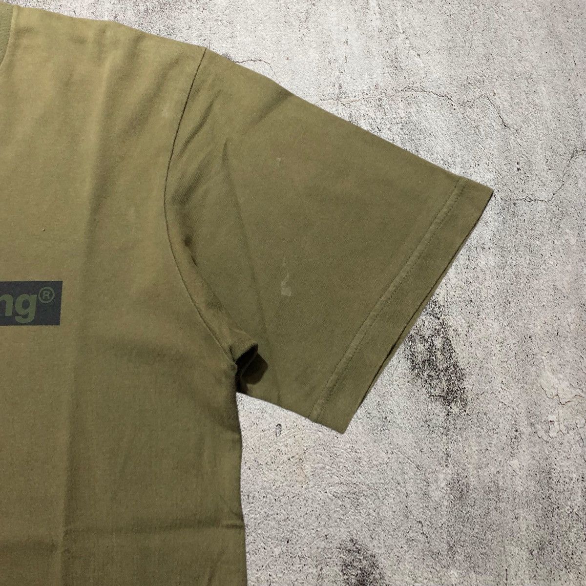 White Mountaineering 🇯🇵 White Mountaineering Logo Japan Box T-shirt Green Army Size US M / EU 48-50 / 2 - 5 Thumbnail