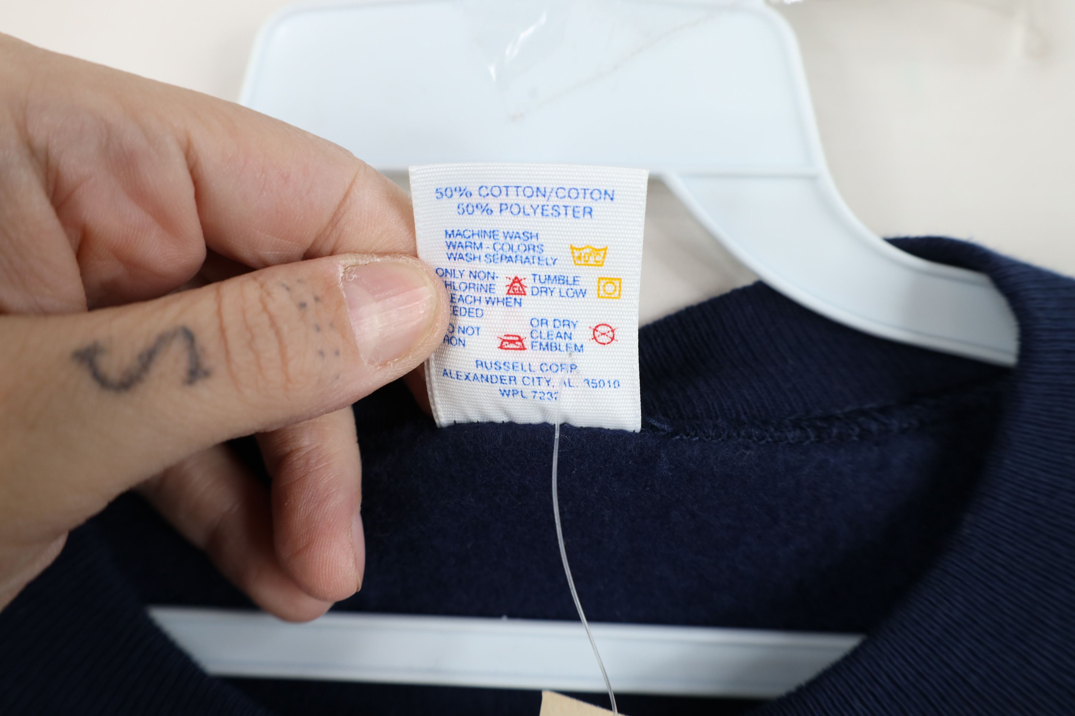 Vintage Deadstock Vintage 90s Streetwear Farmhouse Sweatshirt USA Size L / US 10 / IT 46 - 7 Thumbnail