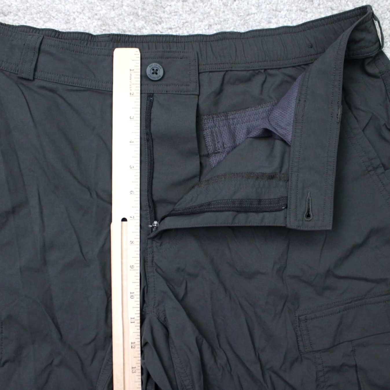 Vintage REI Co-op Shorts Mens 40 Gray Sahara 9" Cargo Nylon Water-Repellent Cargo Pockets Outdoor Summer Casual Mens Size US 40 / EU 56 - 7 Thumbnail