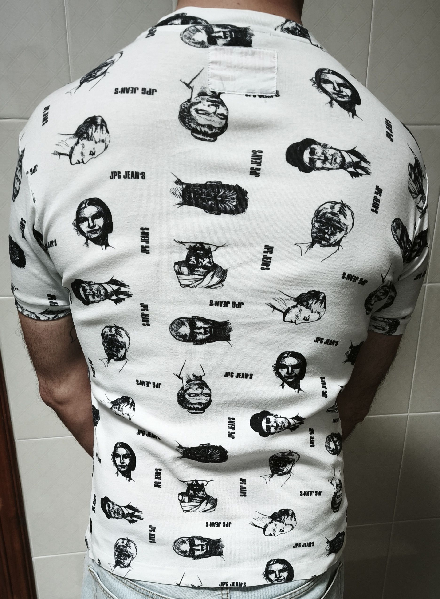 Jean Paul Gaultier 2000 - JPG-Jeans - Faces tshirt Size US L / EU 52-54 / 3 - 24 Thumbnail