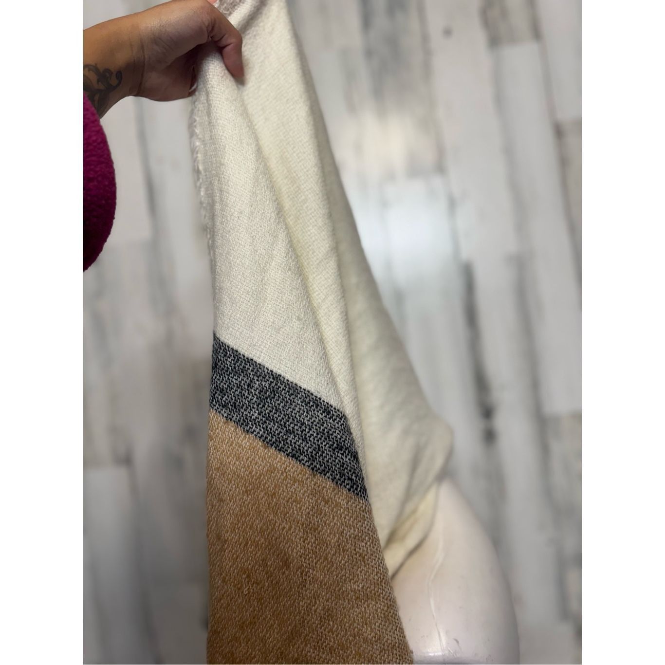 Other Cozy Neutral Colorblock Fringe Scarf Shawl Wrap – Soft Fall Size ONE SIZE - 4 Thumbnail