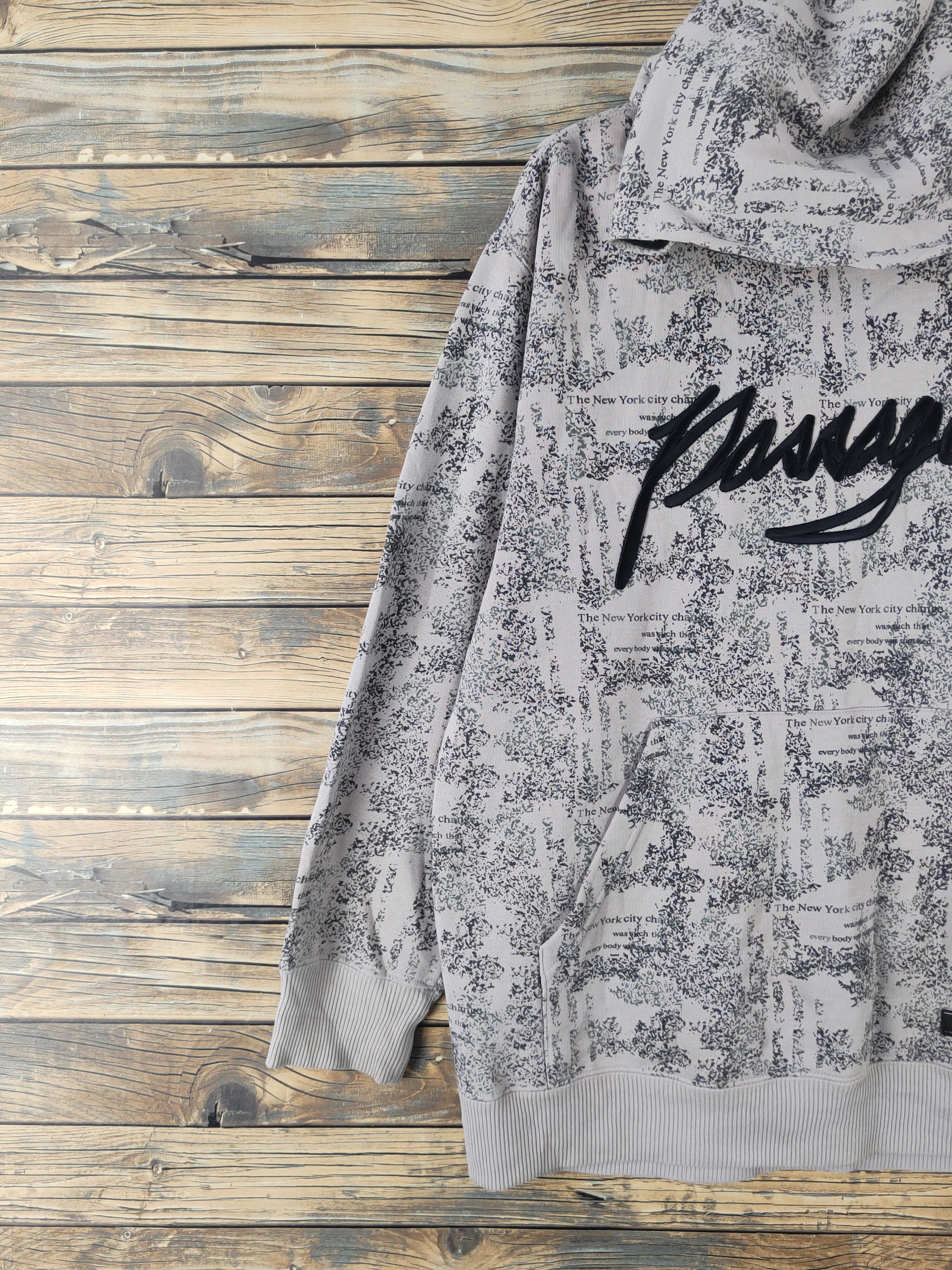 Japanese Brand DL Fogaty House Beige Hoodie Sweatshirts #2025 Size US M / EU 48-50 / 2 - 3 Thumbnail