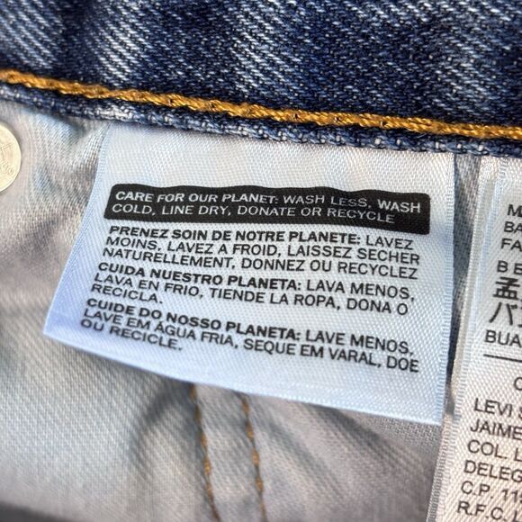 Levi's Levis Jeans 505 Regular Fit Men Blue Medium Wash size 36*32 Size US 36 / EU 52 - 13 Thumbnail