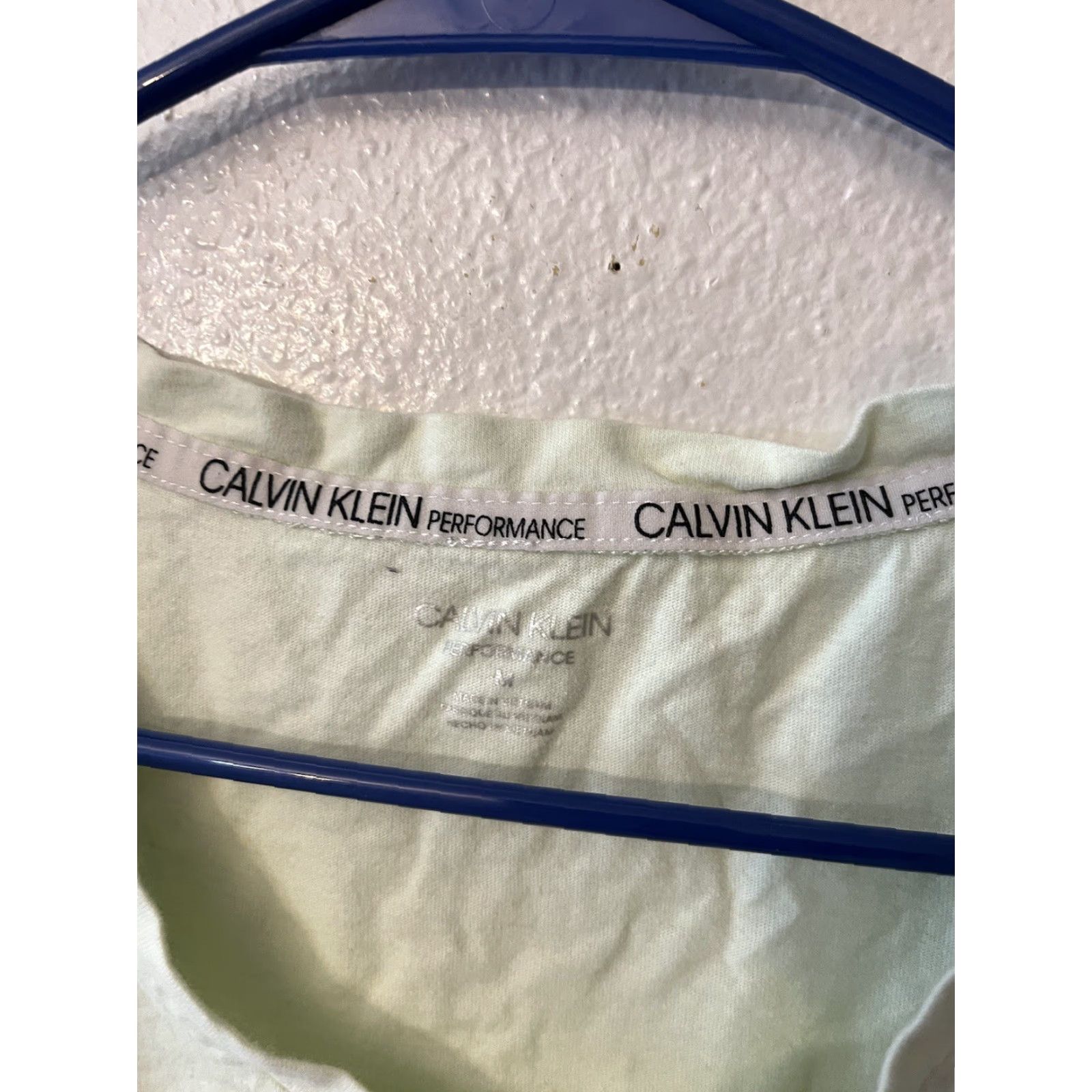 Calvin Klein VINTAGE Calvin Klein Performance T-Shirt Shirt Women M Green Short Sleeve V-Neck Cotton 90s? Size M / US 6-8 / IT 42-44 - 2 Thumbnail
