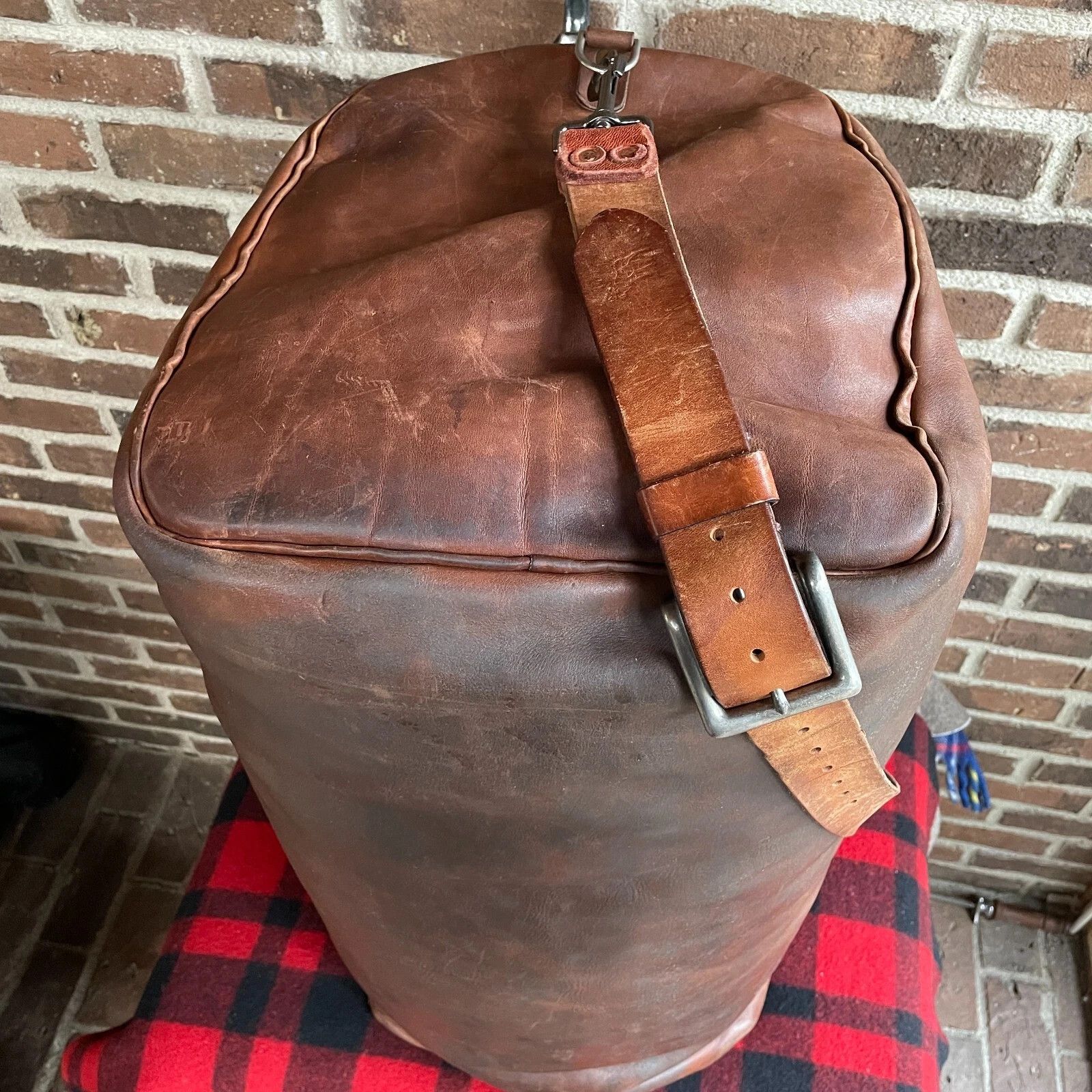Other RARE VINTAGE 1970s GOKEY CUSTOM LEATHER XL DUFFEL BAG R$4898 Size ONE SIZE - 8 Thumbnail
