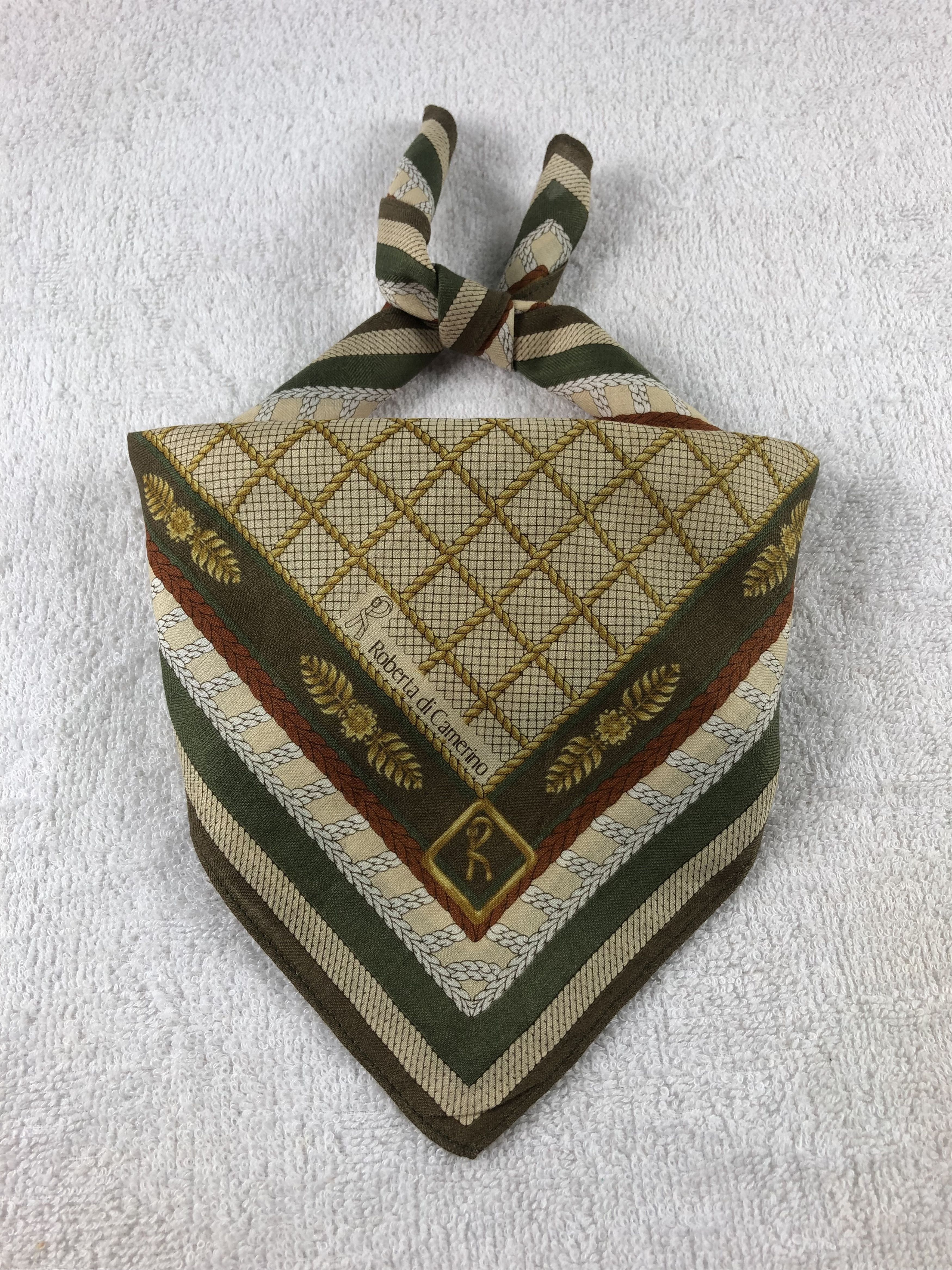Roberta di Camerino × Vintage Roberta Di Camerino Handkerchief / Bandana / Neckerchief Size ONE SIZE - 1 Thumbnail