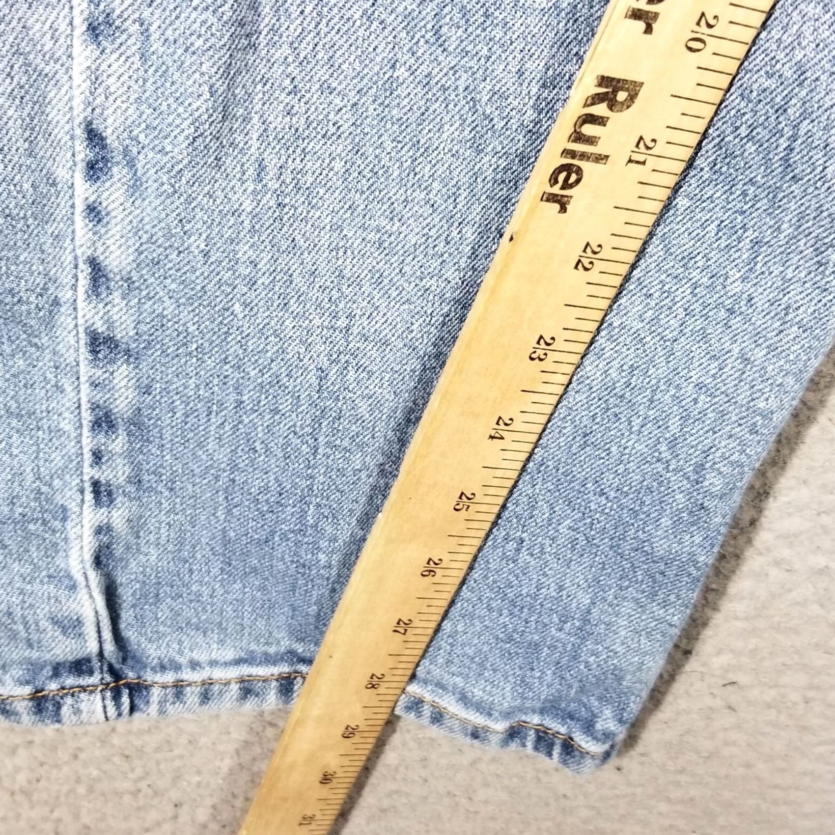 Levi's Levi's 505 Jeans Mens 34x30 Blue Light Wash Distressed Straight Leg Modern Size US 34 / EU 50 - 7 Thumbnail