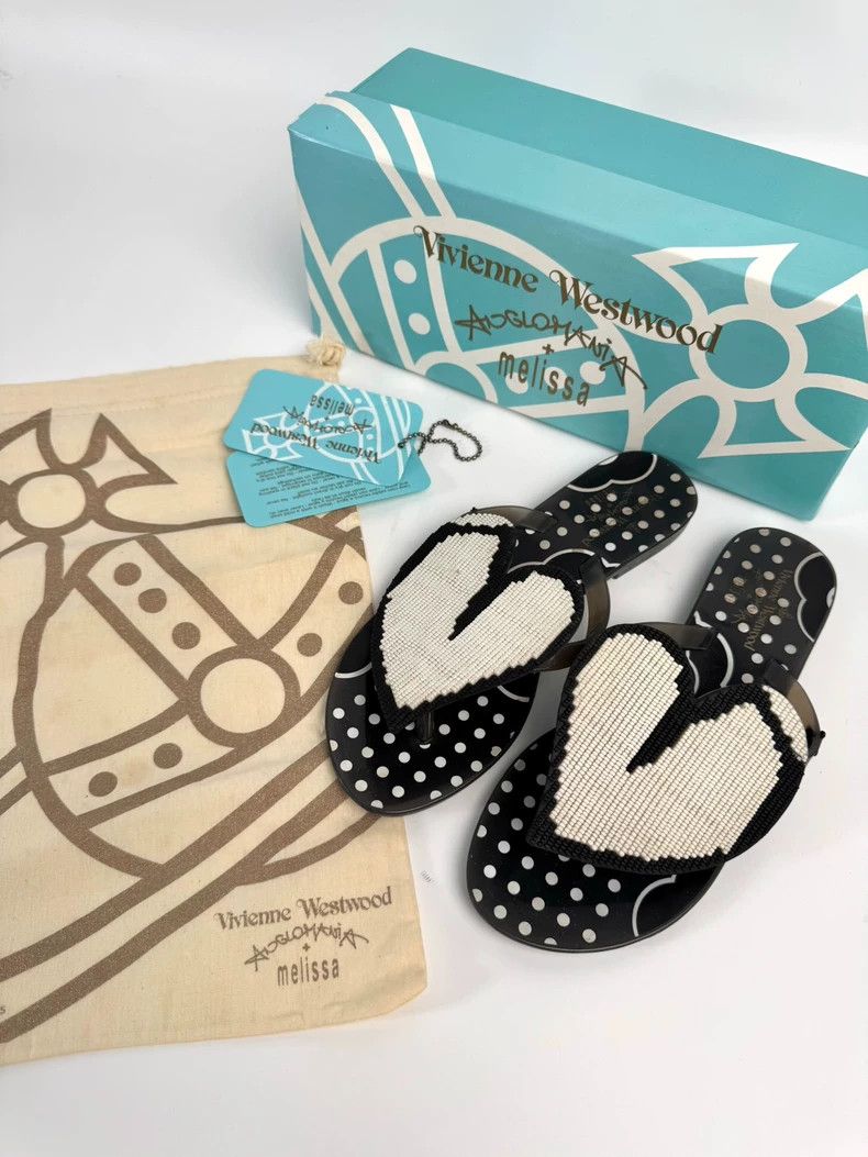 Vivienne Westwood Vivienne Westwood Love Heart Flip Flops Size US 5 / IT 35 - 2 Thumbnail