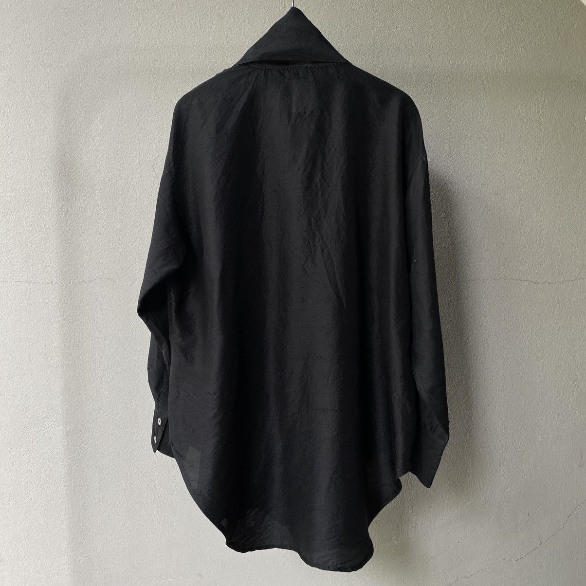 Issey Miyake IS Issey Miyake Black Silk Long Sleeve Bow Tie Collar Shirt Size XL / US 12-14 / IT 48-50 - 8 Thumbnail