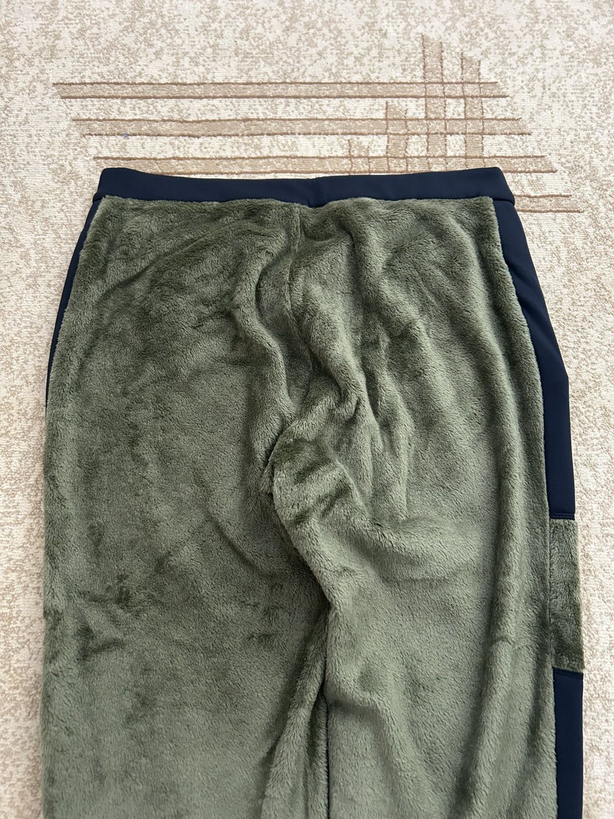 Mountain Hardwear Mountain Hardwear Polartec High Loft Pants Size US 30 / EU 46 - 7 Thumbnail