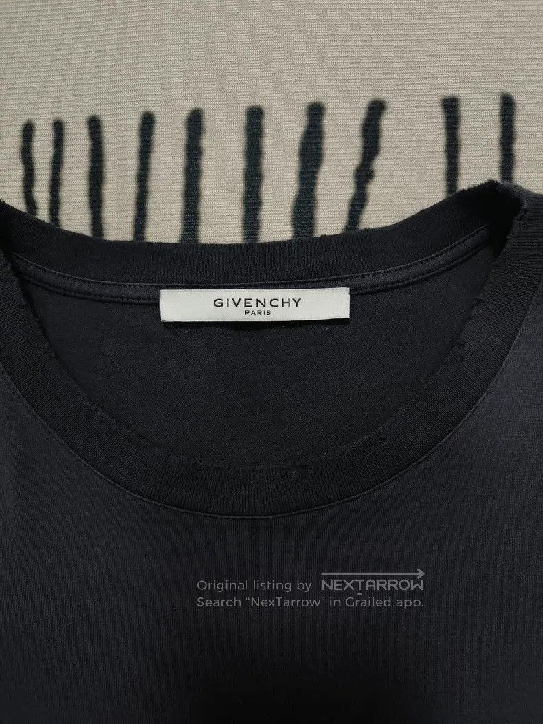 Givenchy Givenchy Flame-printed logo distressed black short-sleeve Size US XL / EU 56 / 4 - 4 Thumbnail