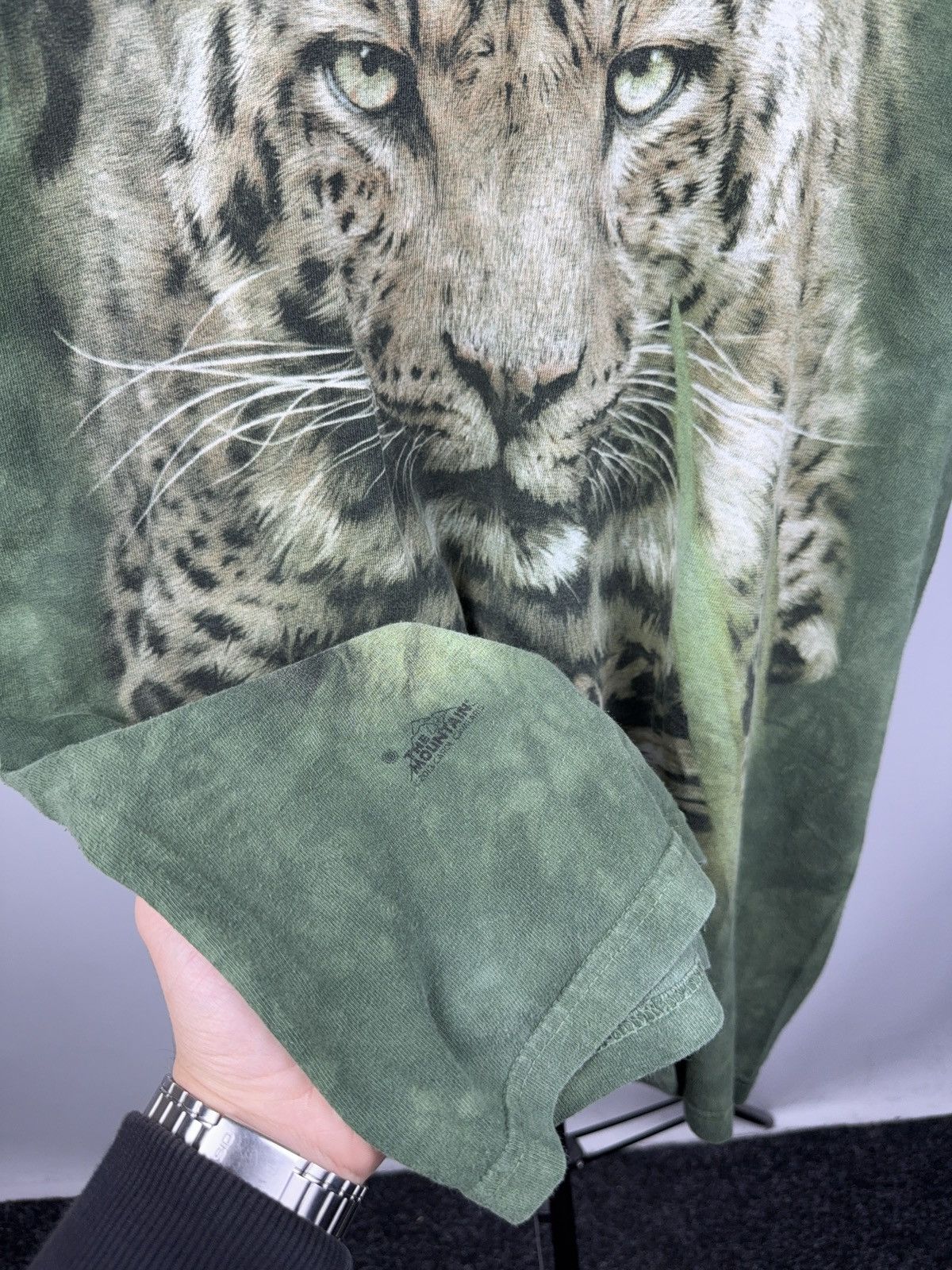 The Mountain Vntg 00s The Mountain Big Cat Leopard Graphic Tie-Dye Tee Size US XL / EU 56 / 4 - 4 Thumbnail
