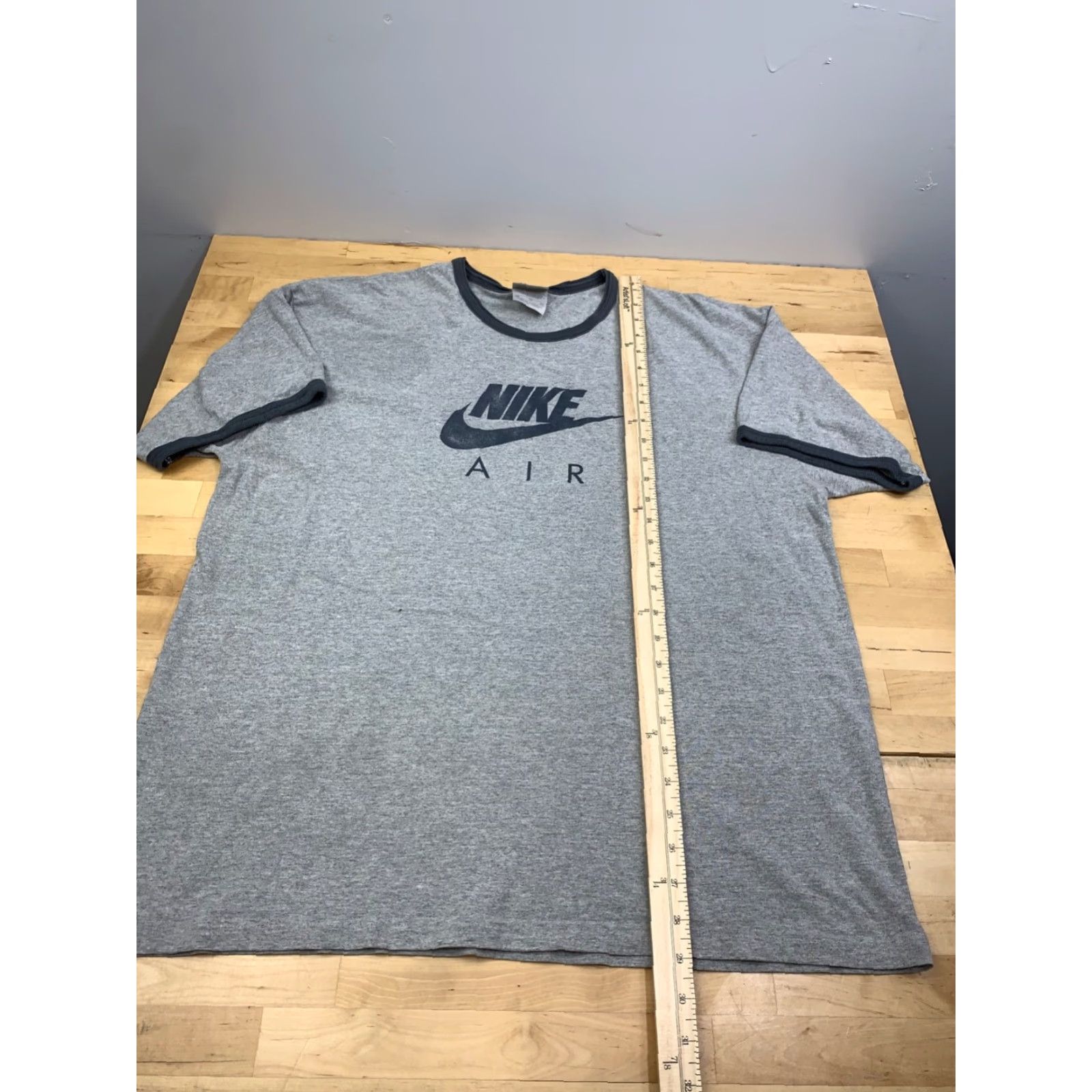 Nike VINTAGE Nike Air Ringer Shirt Mens XL Gray Short Sleeve Crew Neck T-Shirt Y2K 11778 Size US XL / EU 56 / 4 - 4 Thumbnail