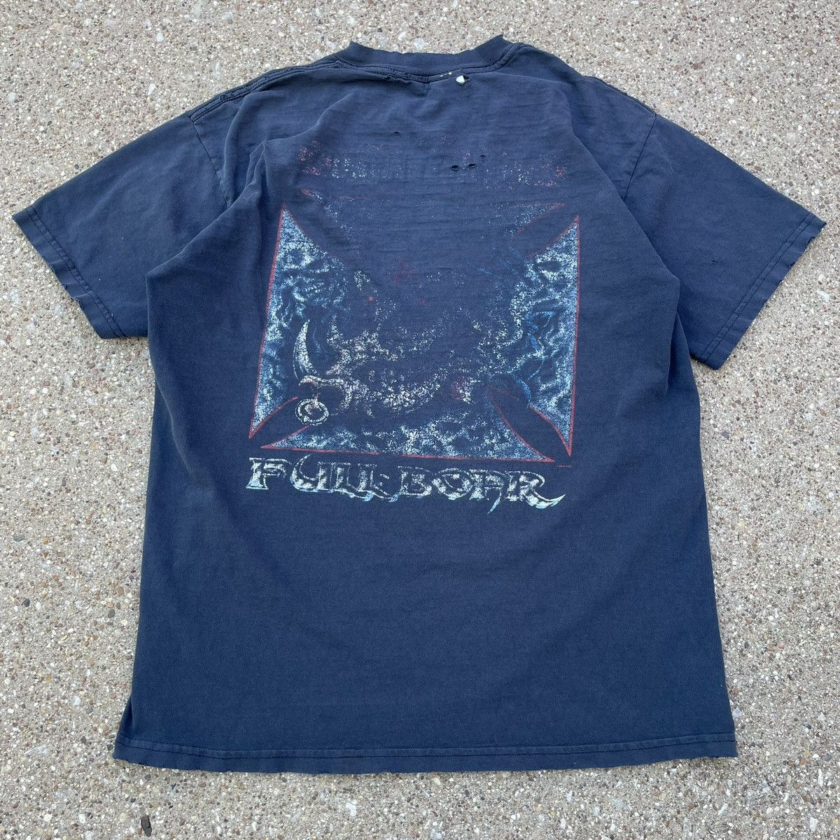 Gildan Vintage Full Boar Motorcycles Useless Texas Tee Thrashed M Size US M / EU 48-50 / 2 - 1 Thumbnail