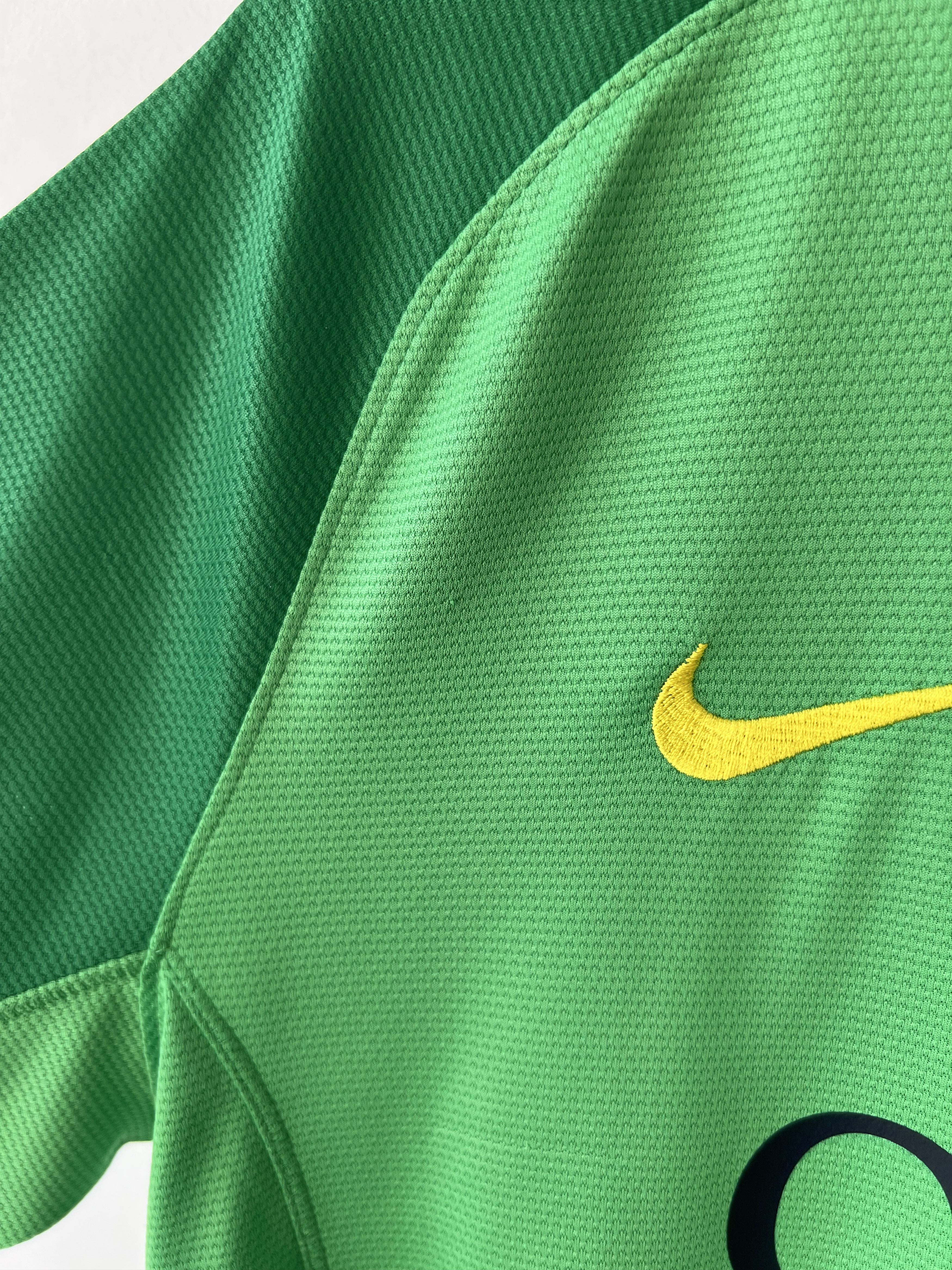 Nike (L) Barcelona 2013-14 GK Player Version kit V. Valdes #1 Size US L / EU 52-54 / 3 - 6 Thumbnail