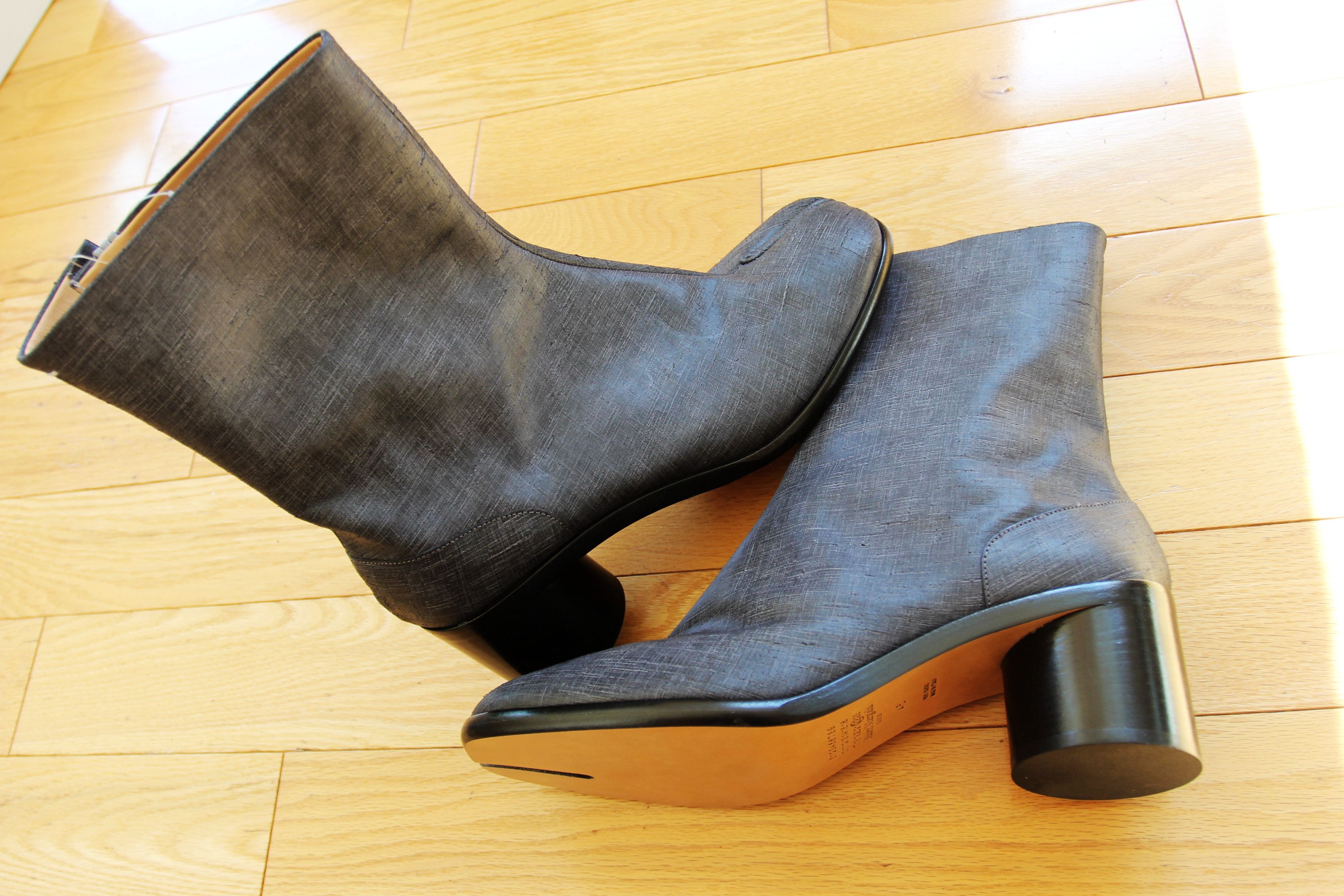 Maison Margiela BNWT SS25 MAISON MARGIELA TABI BOOTS GRAY 45 Size US 12 / EU 45 - 3 Thumbnail