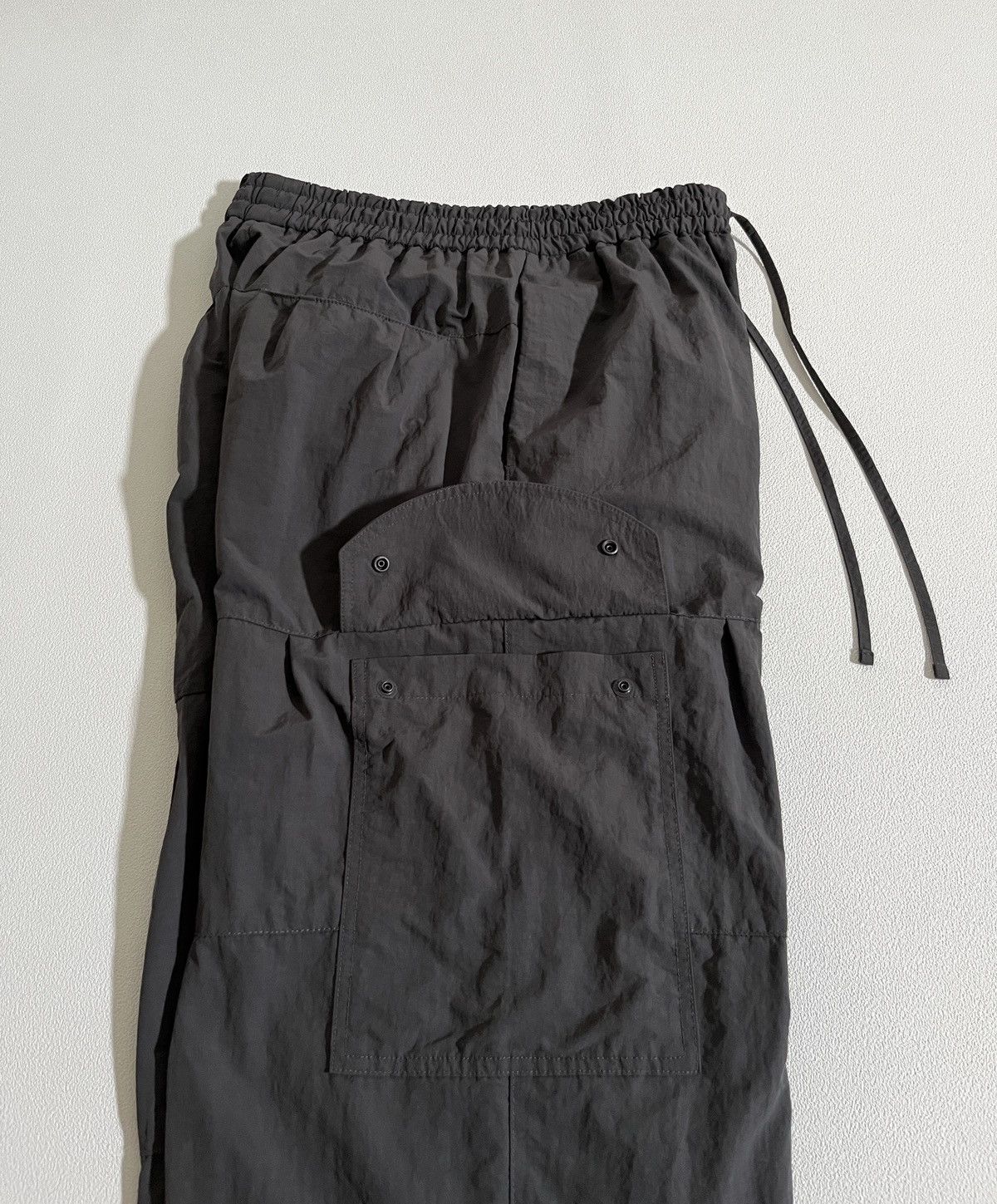 POST ARCHIVE FACTION (PAF) Belier Atelier Drizzle Cargo Pants Khaki Grey Size US 31 - 8 Thumbnail