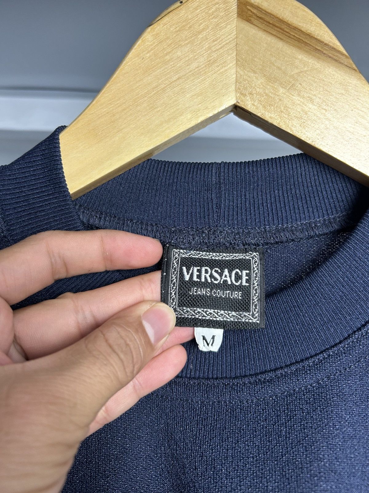 Versace Vintage Versace logo Navy longsleeve Size US L / EU 52-54 / 3 - 5 Thumbnail