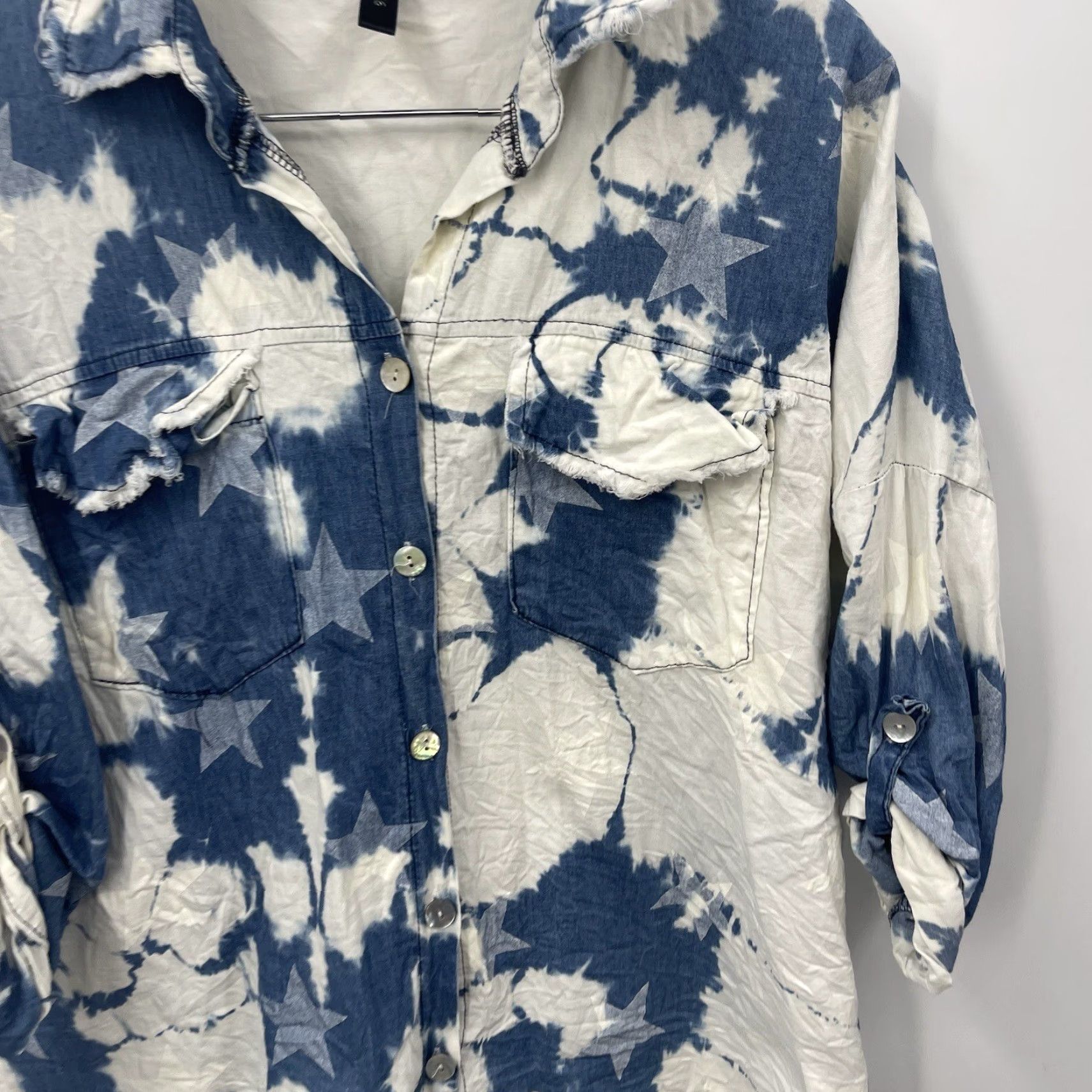 Vintage Venti6 Shirt Womens M Button Down Grunge Style Long Boho Stars Chambray READ Size M / US 6-8 / IT 42-44 - 2 Thumbnail