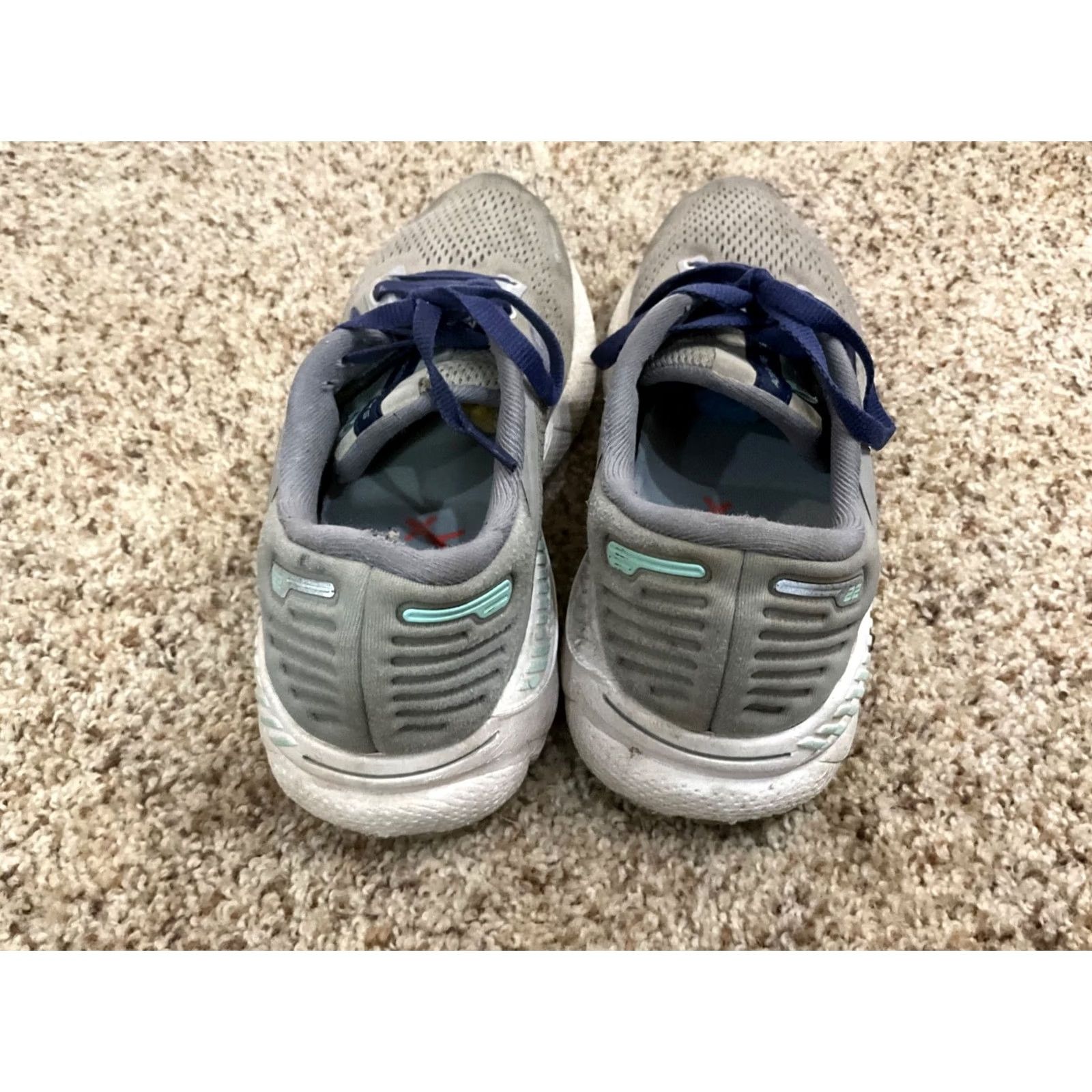 Brooks Brooks Adrenaline GTS 22 Gray - Size 8.5 - Women - Sneaker - Lace Up - Rubber Outsole - Running & Jogging - Casual - Solid Gray Size US 9 / IT 39 - 4 Thumbnail