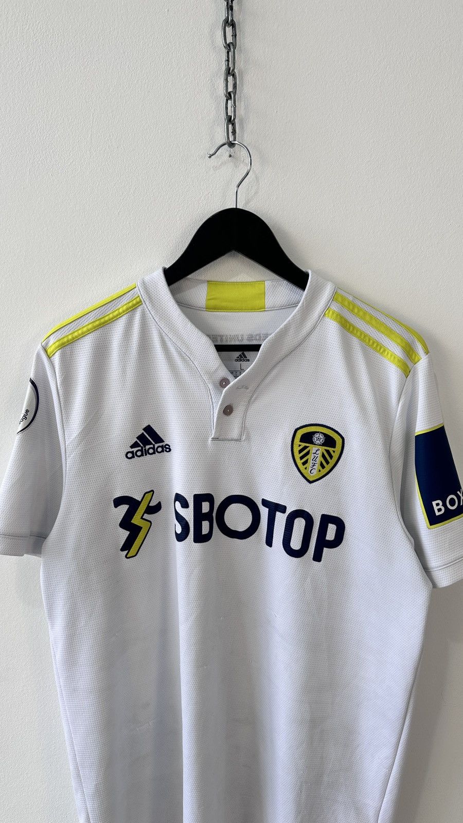 Adidas Leeds United 2021-22 Home Football Shirt Adidas Jersey L Size US L / EU 52-54 / 3 - 2 Thumbnail
