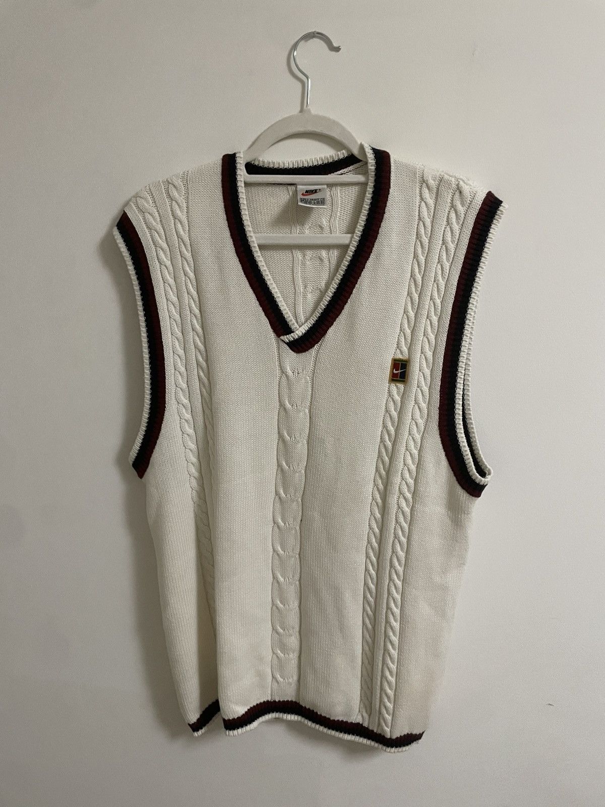 Nike Nike Court Cable Knit Vest (1999–2001) Heritage V-Neck Size US M / EU 48-50 / 2 - 1 Thumbnail