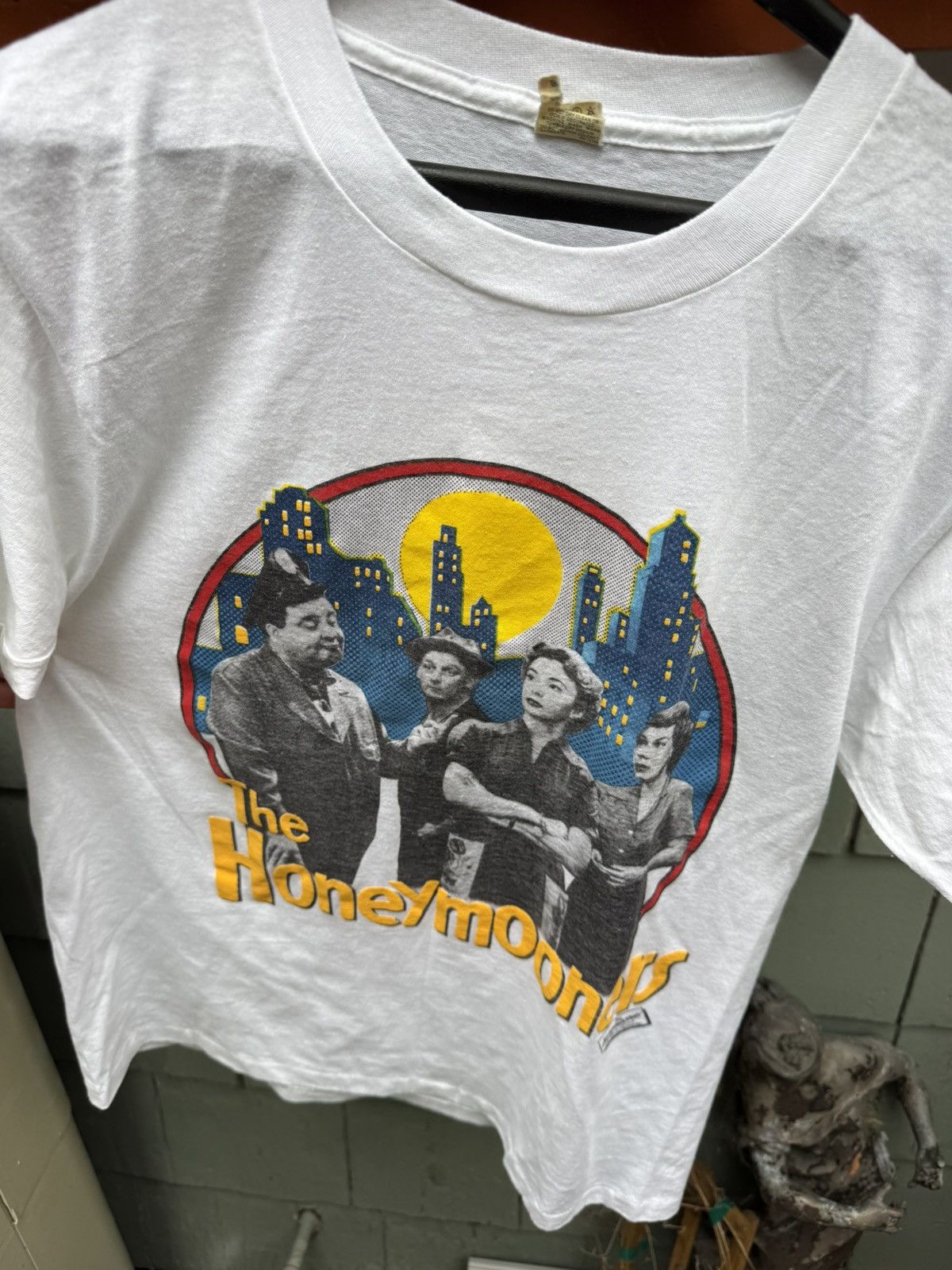 Vintage Vintage paper thin honeymooners tee screen stars 80s Size US L / EU 52-54 / 3 - 7 Thumbnail