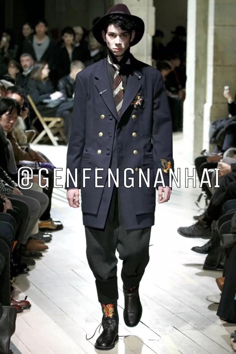 Yohji Yamamoto Yohji Yamamoto 12aw Gold Button Knight Badge Double Coat 25 Size US M / EU 48-50 / 2 - 3 Thumbnail