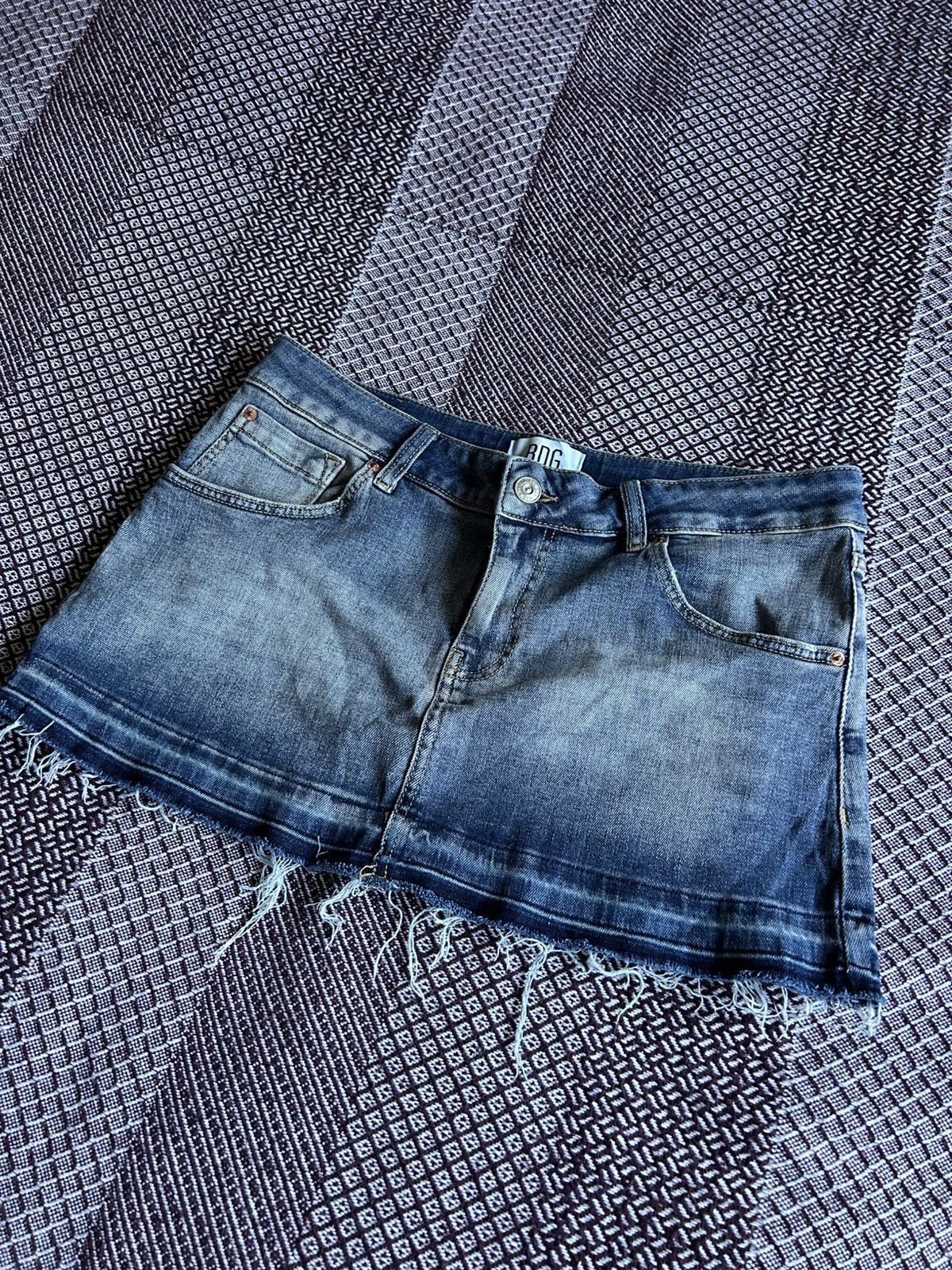 Bdg Vintage BDG Mini Skirt Distressed Faded Women Streetwear Size 30" / US 8 / IT 44 - 4 Thumbnail