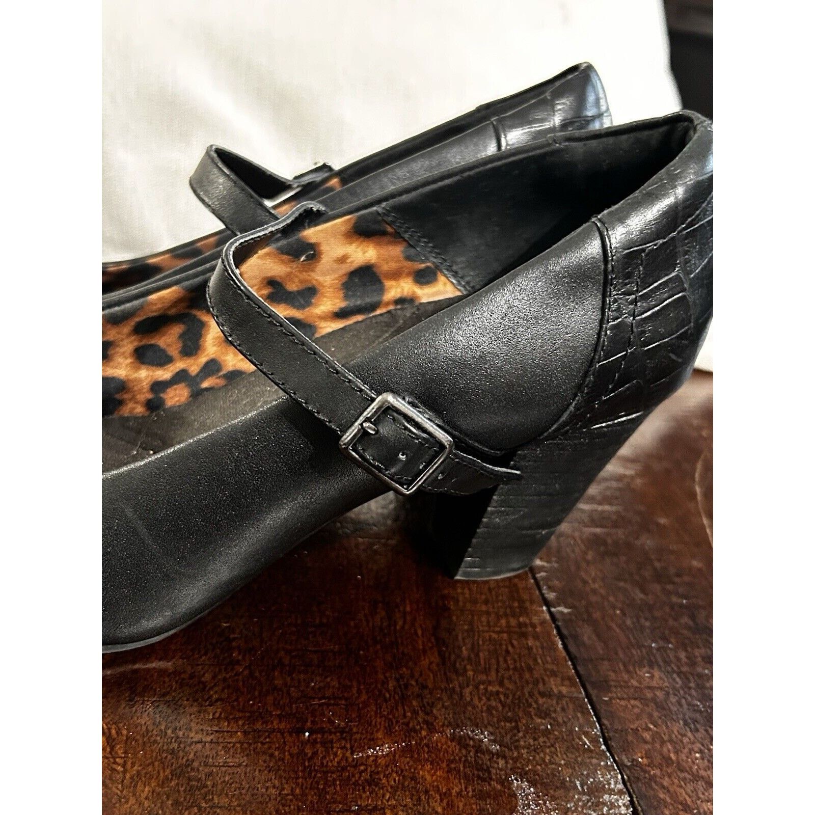 Clarks Clark’s Mary Jane Heels Black Leather With Buckle Sz 9.5 Size US 9.5 / IT 39.5 - 5 Thumbnail