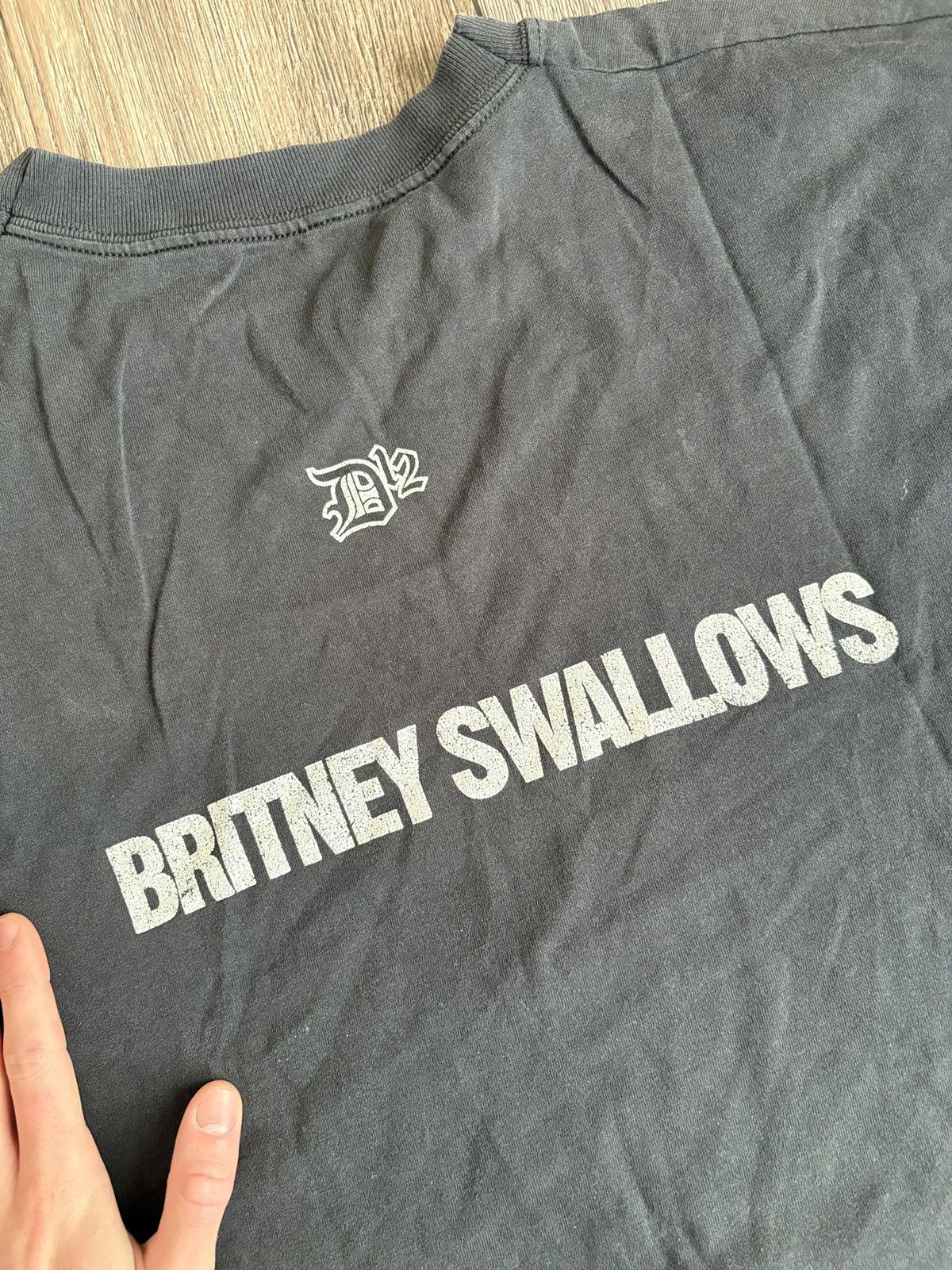 Eminem Vintage 2000s Eminem D12 Christina Sucks Britney Swallows Size US XL / EU 56 / 4 - 5 Thumbnail