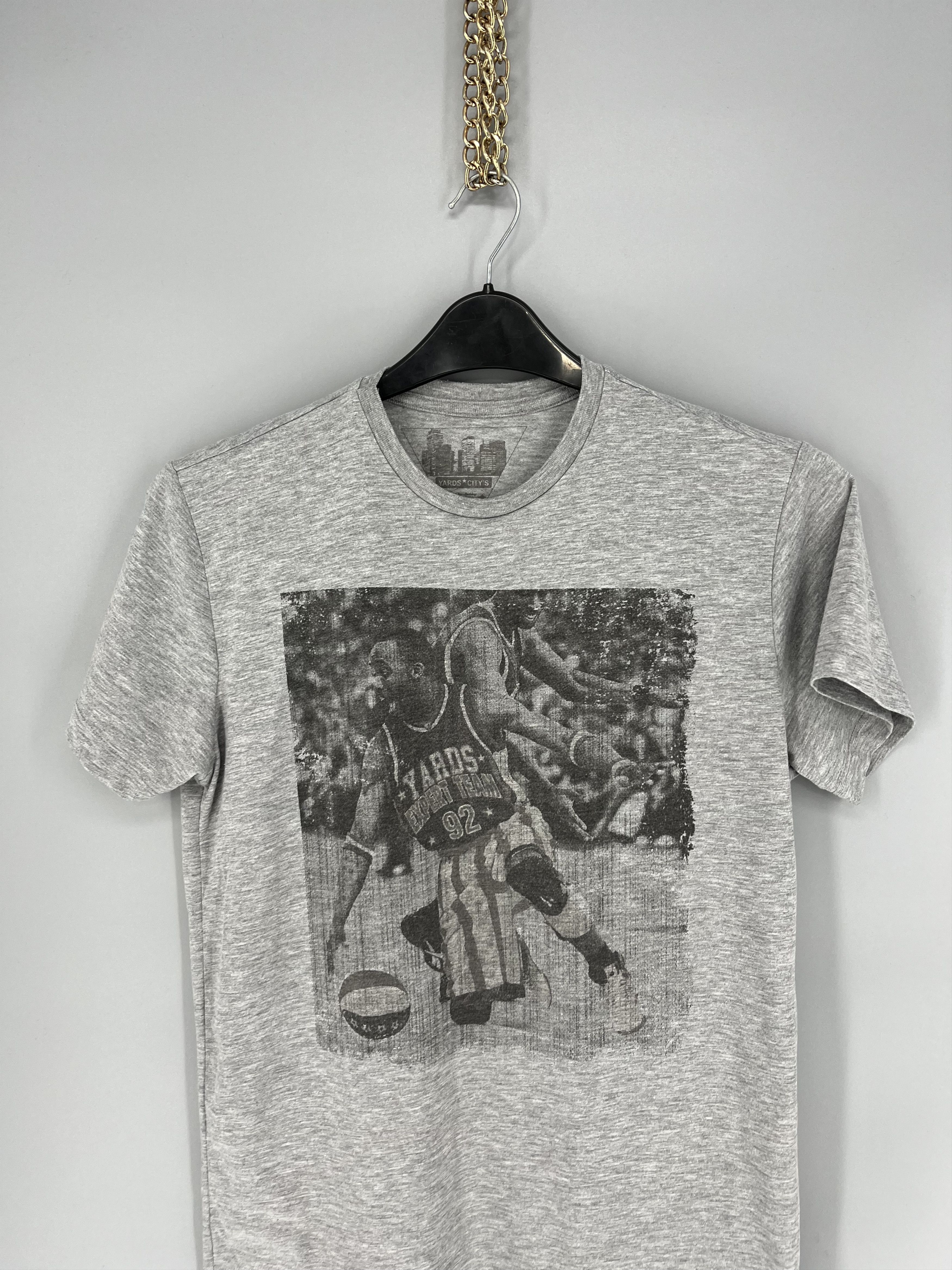 NBA Vintage Y2K Basketball Shirt NBA Streetwear T-Shirts Size US M / EU 48-50 / 2 - 6 Thumbnail