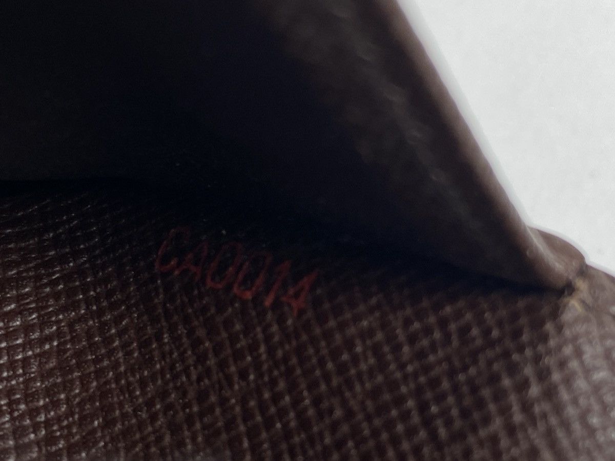 Damier Ebene Zippy Wallet