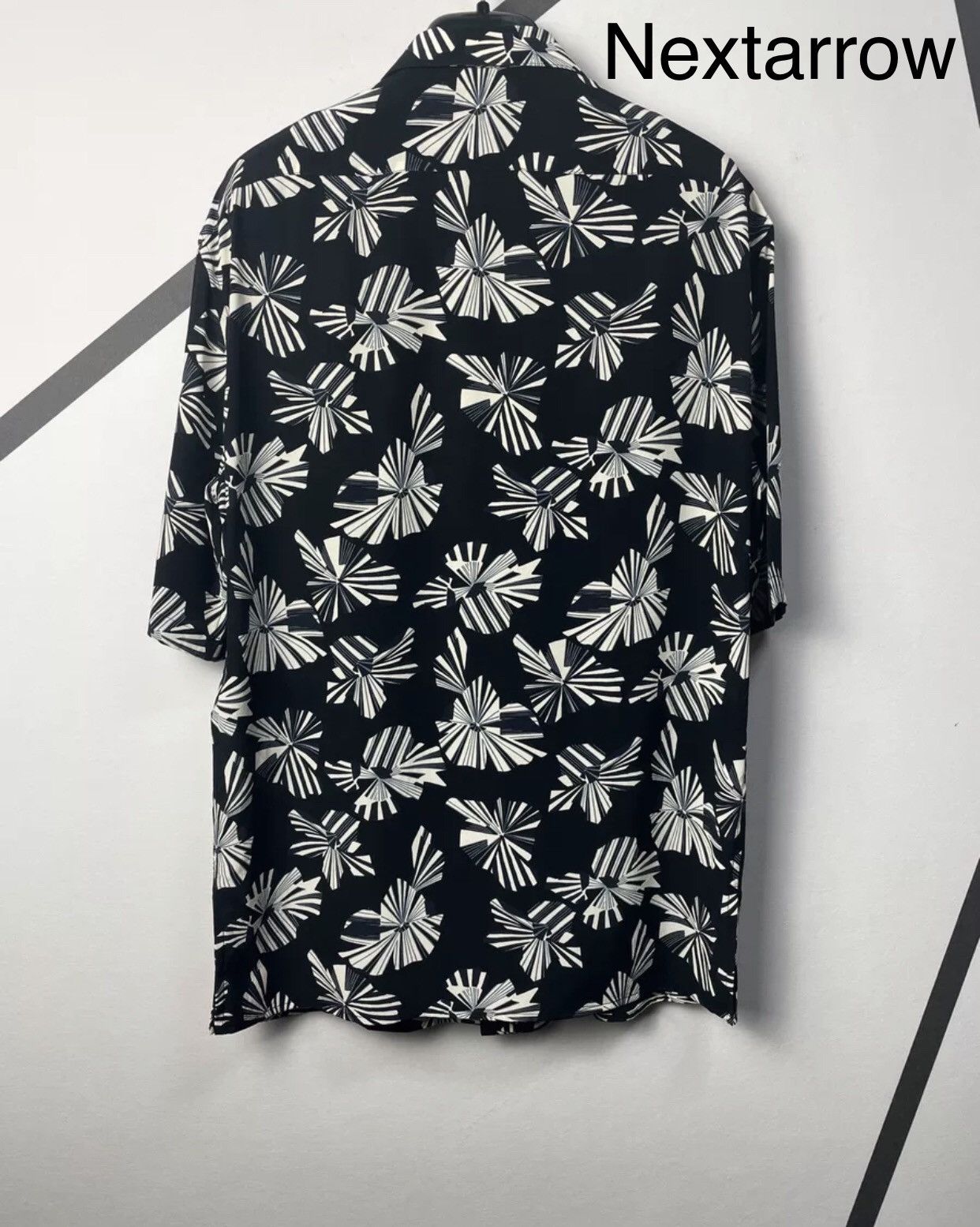 Saint Laurent Paris × Yves Saint Laurent Saint laurent slp 23ss new origami silk short-sleeved shirt Size US M / EU 48-50 / 2 - 2 Thumbnail