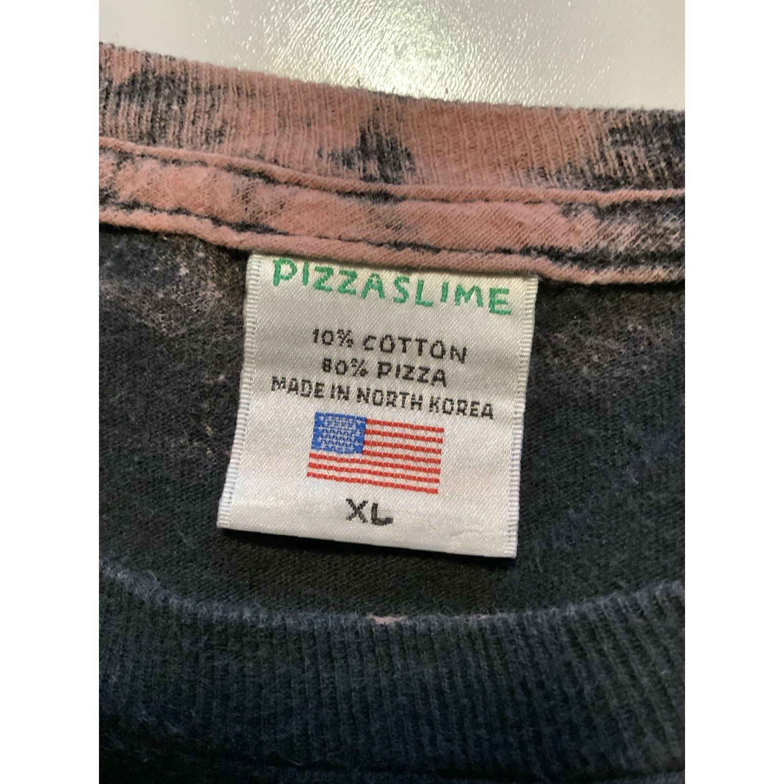 Vintage Sold Out!! Box Pizza Slime Empty Box Logo Black Graphic S/S Crew T-shirt XL Men Regular Black Logo 50 Inch Chest 25 Pit 31 Shoulder to Hem Size US XL / EU 56 / 4 - 7 Thumbnail