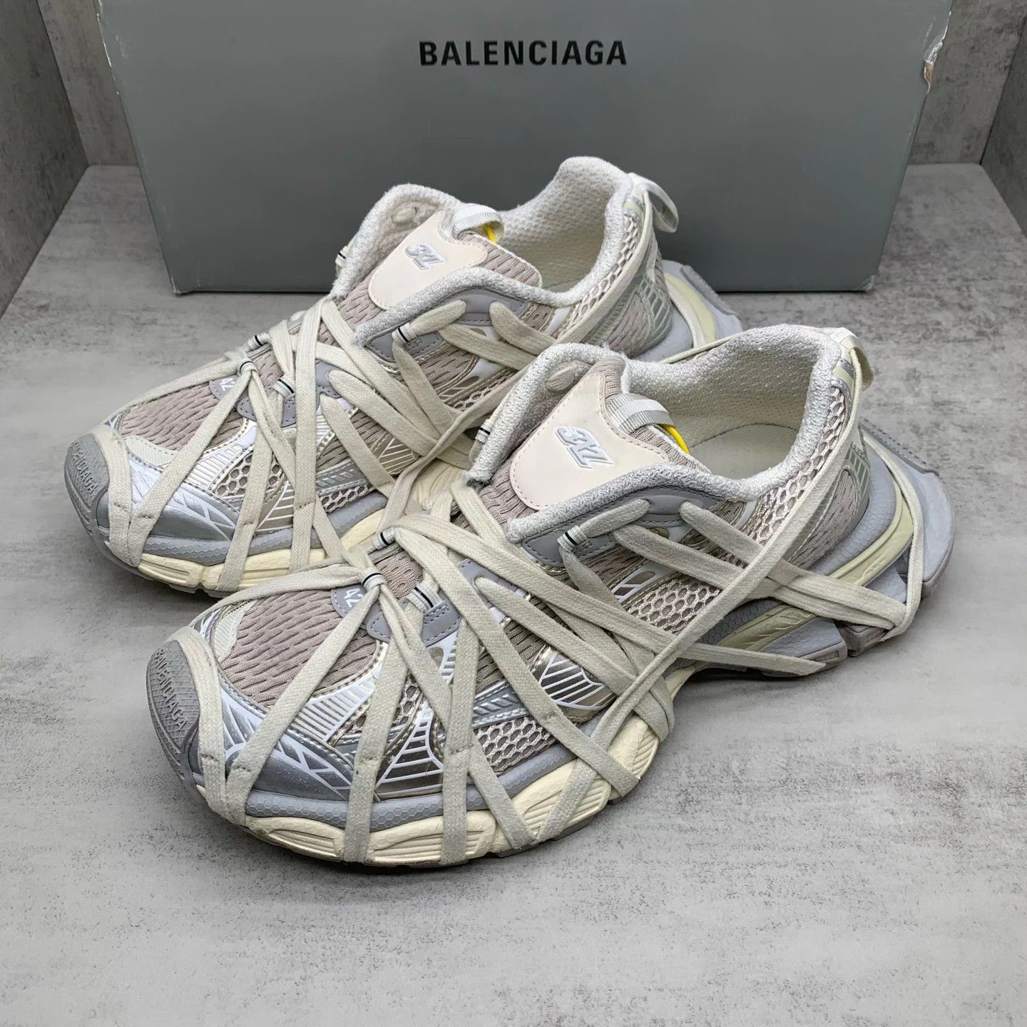Balenciaga 3xl Balenciaga Crazy Laces Dad Shoes 42 98 New Size US 9 / EU 42 - 1 Thumbnail