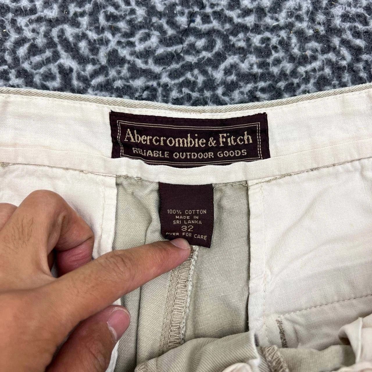 Abercrombie & Fitch Abercrombie & Fitch Shorts Men 32 Chino Pockets Cotton Size US 32 / EU 48 - 9 Thumbnail