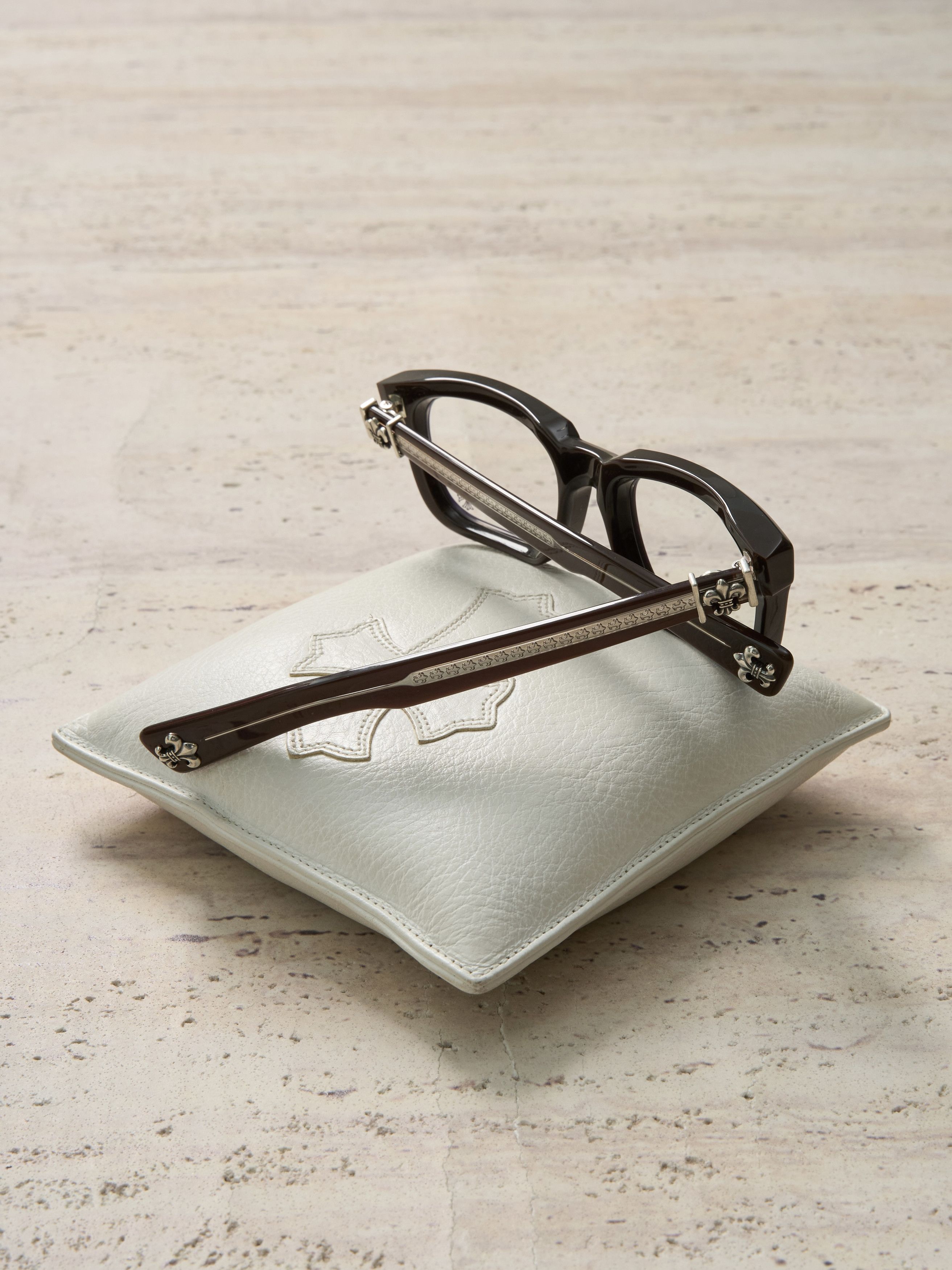 Chrome Hearts CHROME HEARTS SEE YOU IN TEA CLASSIC BROWN GLASSES Size ONE SIZE - 4 Thumbnail