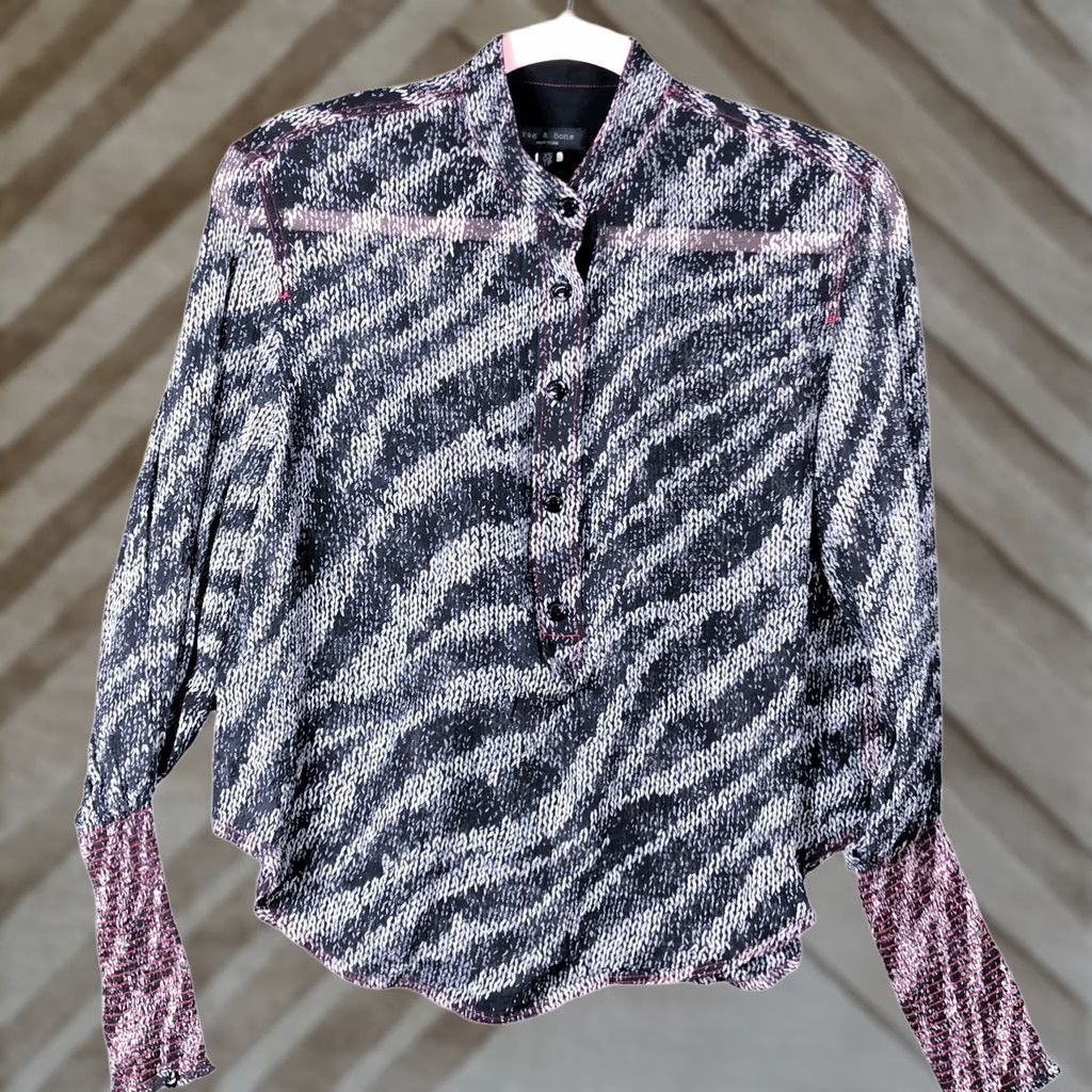 Rag & Bone Rag & Bone Womens Blouse Zebra Print Pullover Henley Maris 100% Silk XS Size XS / US 0-2 / IT 36-38 - 1 Thumbnail