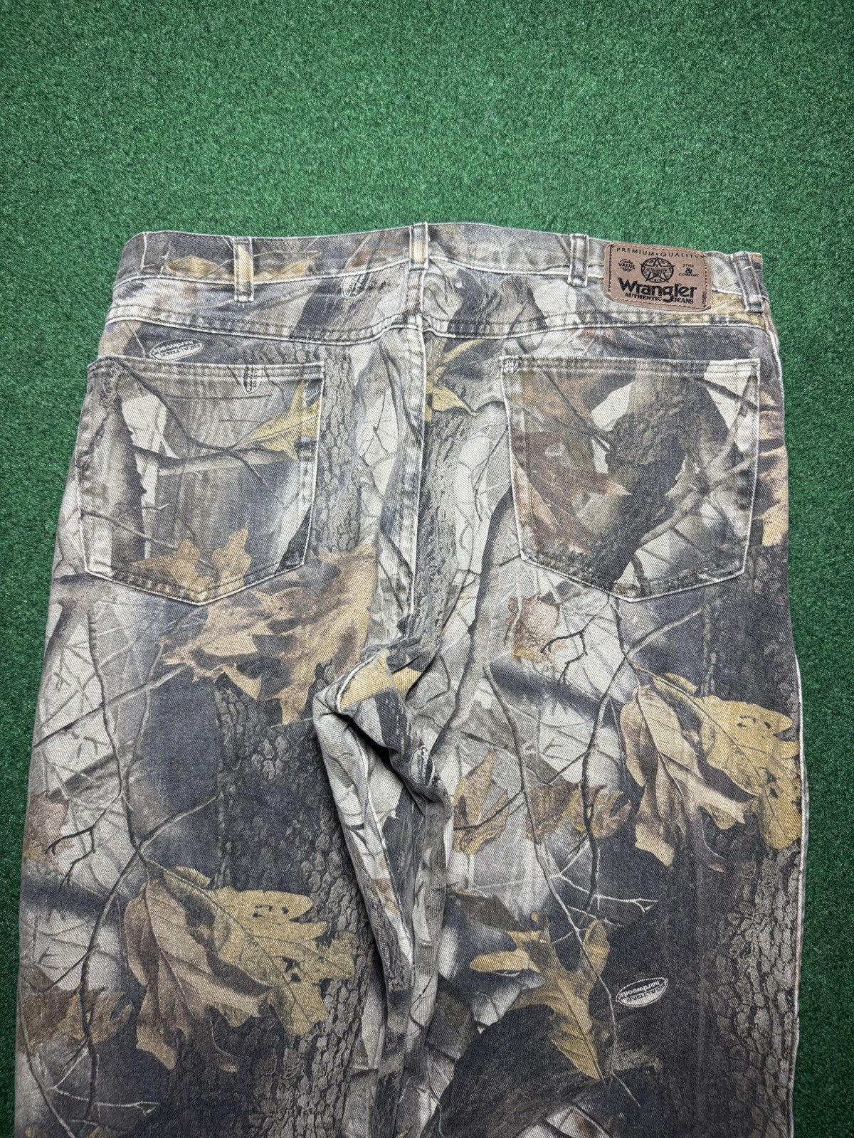 Realtree Vtg Y2K Wrangler Realtree Baggy Skater Hip Hop Camo Pants Size US 37 - 2 Thumbnail