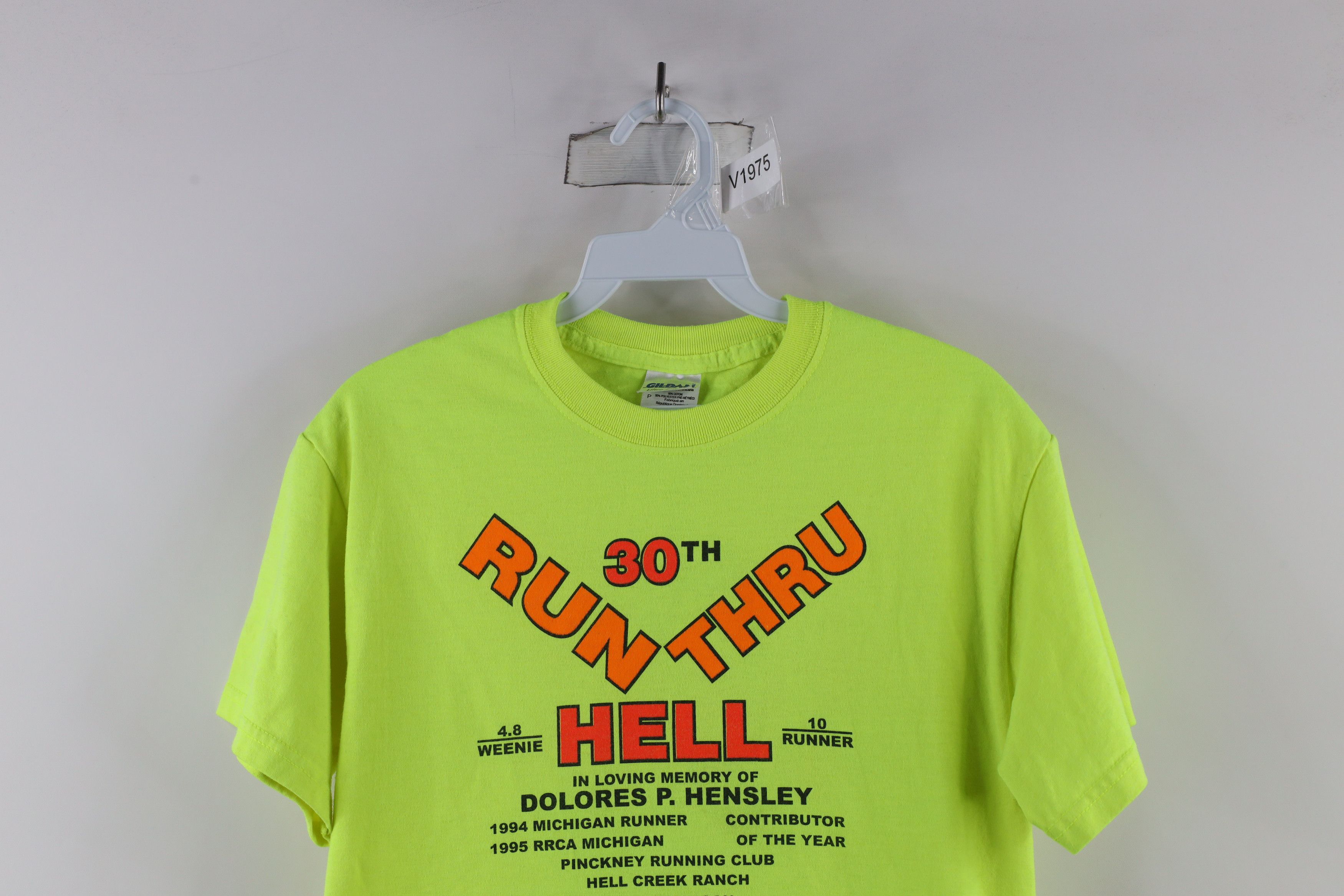 Vintage Vintage Race Run Thru Hell Michigan Short Sleeve T-Shirt Size US S / EU 44-46 / 1 - 2 Thumbnail
