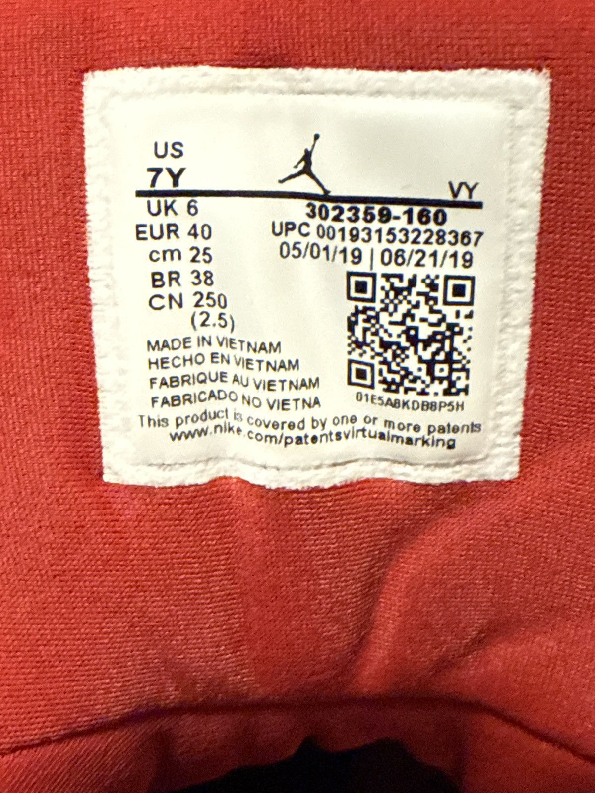 Jordan Brand Red & White 9’s Size US 7 / EU 40 - 1 Thumbnail