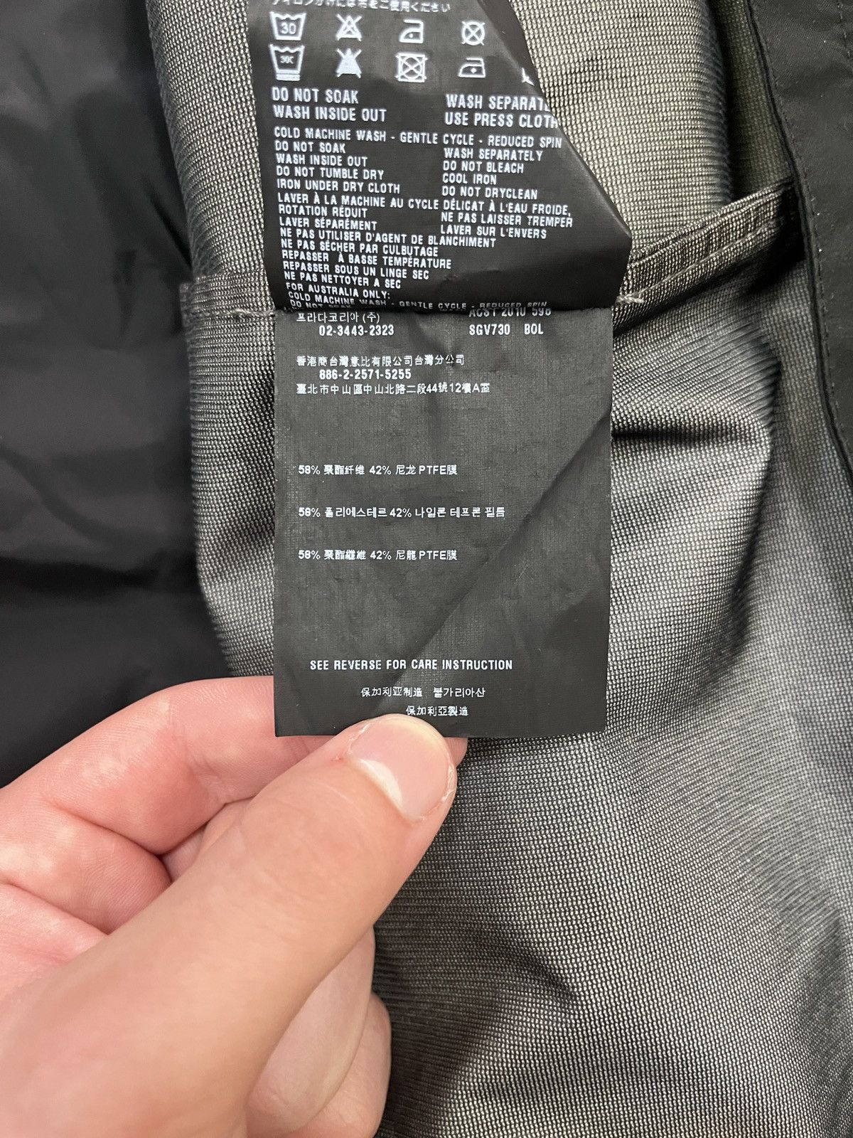 Prada Vintage Prada Black Nylon Bomber Jacket Sport Gore-Tex Size US L / EU 52-54 / 3 - 7 Thumbnail