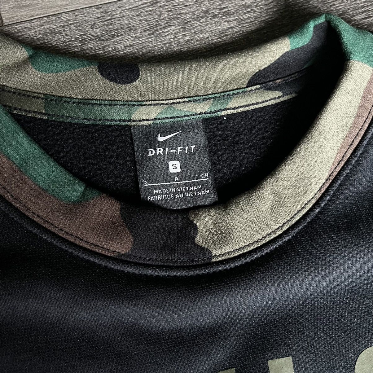 Nike Nike Baylor Bears University Salute To Service Camo Crewneck Size US S / EU 44-46 / 1 - 7 Thumbnail