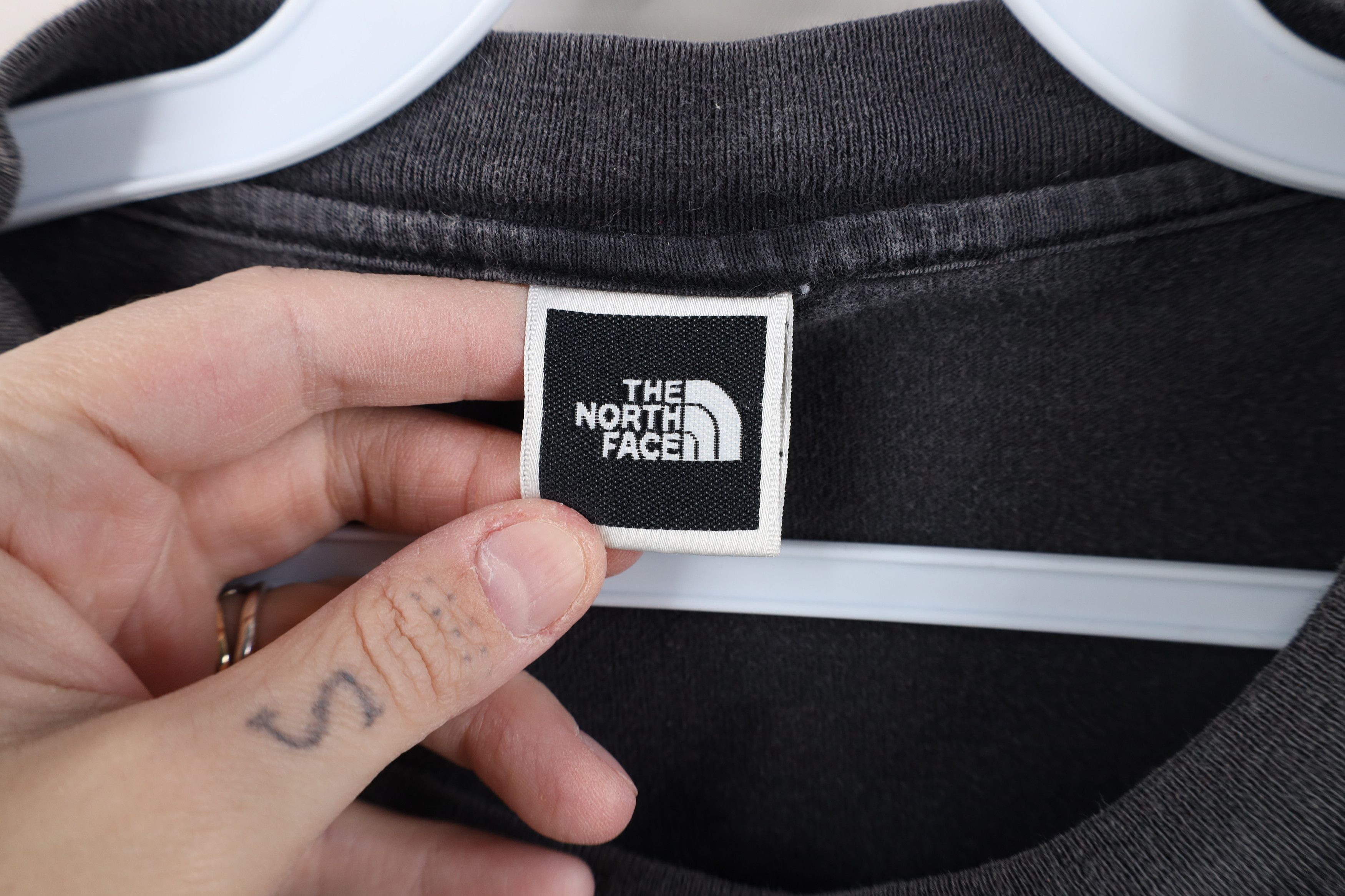 The North Face Vintage 90s The North Face Map Long Sleeve T-Shirt Size US XL / EU 56 / 4 - 8 Thumbnail