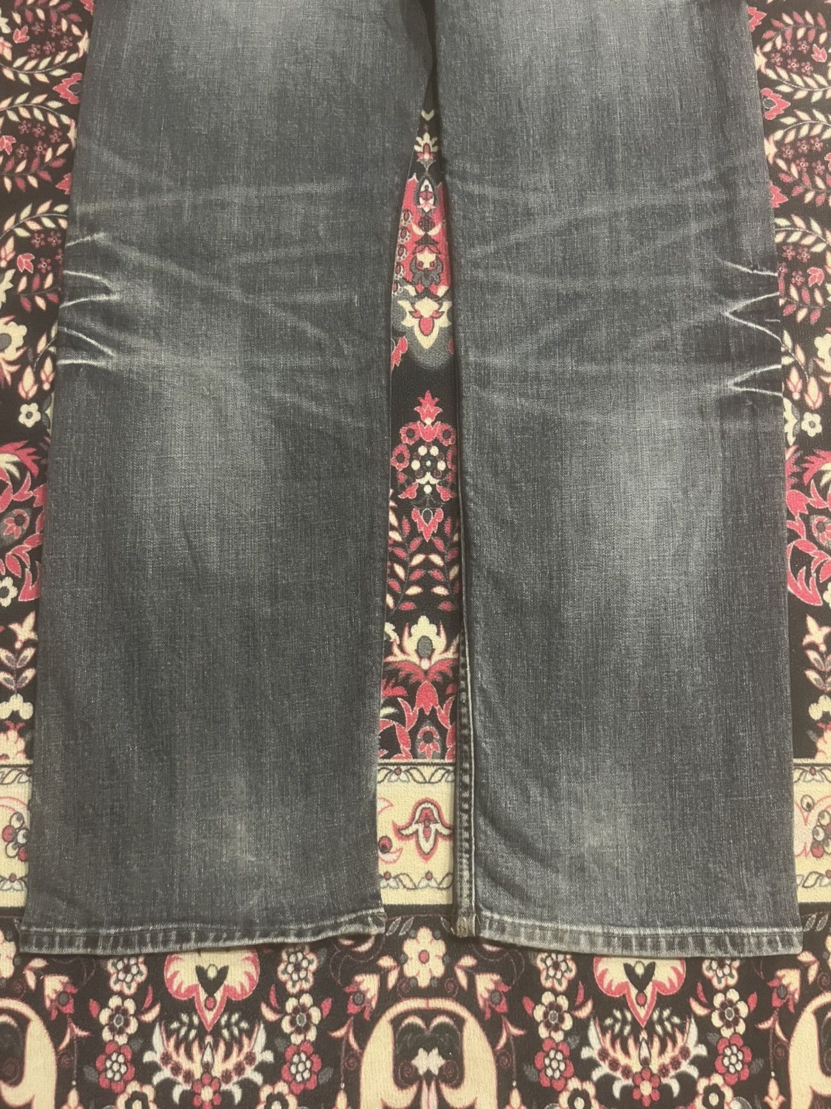 Japanese Brand Japanese Brand Villand Dark Whisker Washed Rhinestone Jeans Size US 36 / EU 52 - 10 Thumbnail