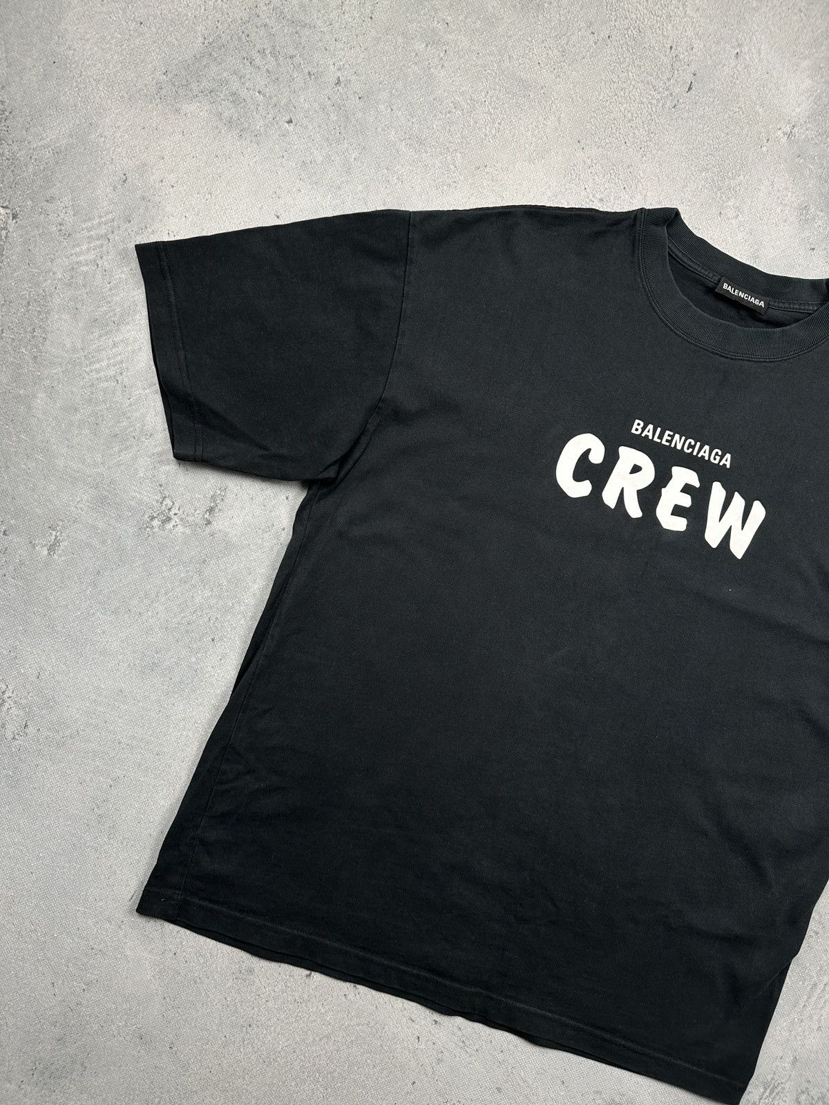 Balenciaga Balenciaga The Crew Black T-shirt Paris Logo Print Oversized Size US S / EU 44-46 / 1 - 3 Thumbnail